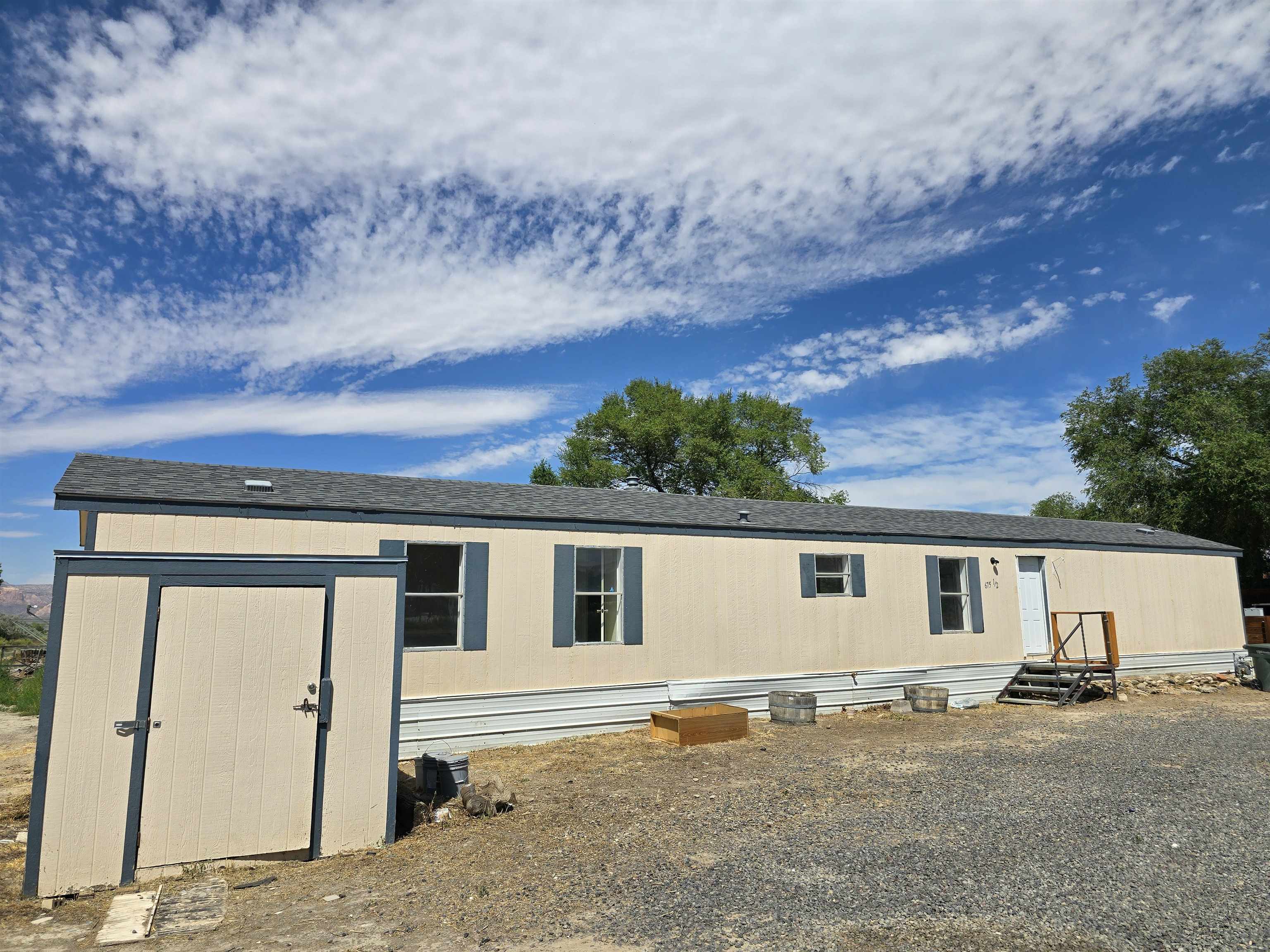 675 1/2 24 1/2 Road Unit: .