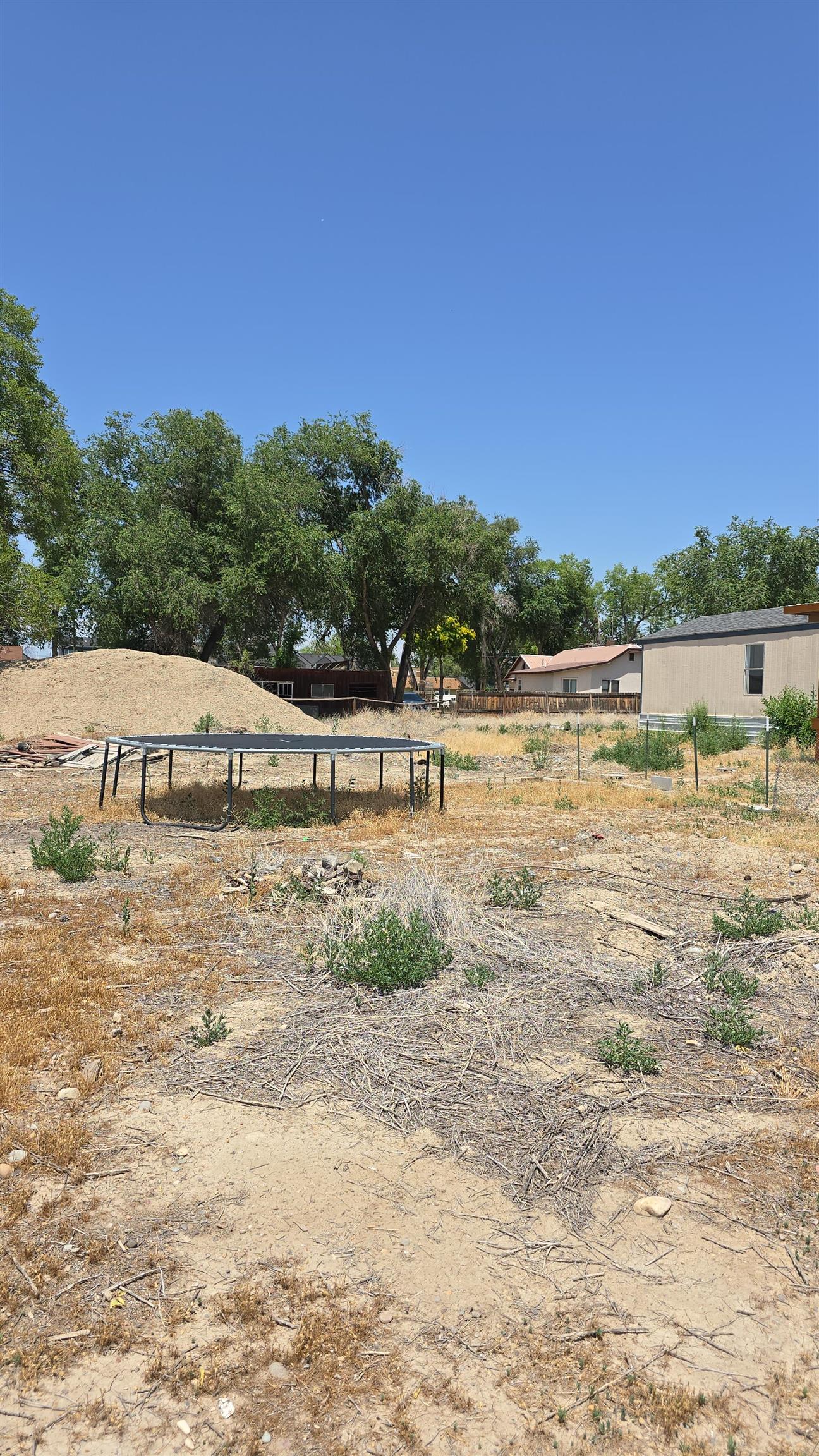 675 1/2 24 1/2 Road Unit: .