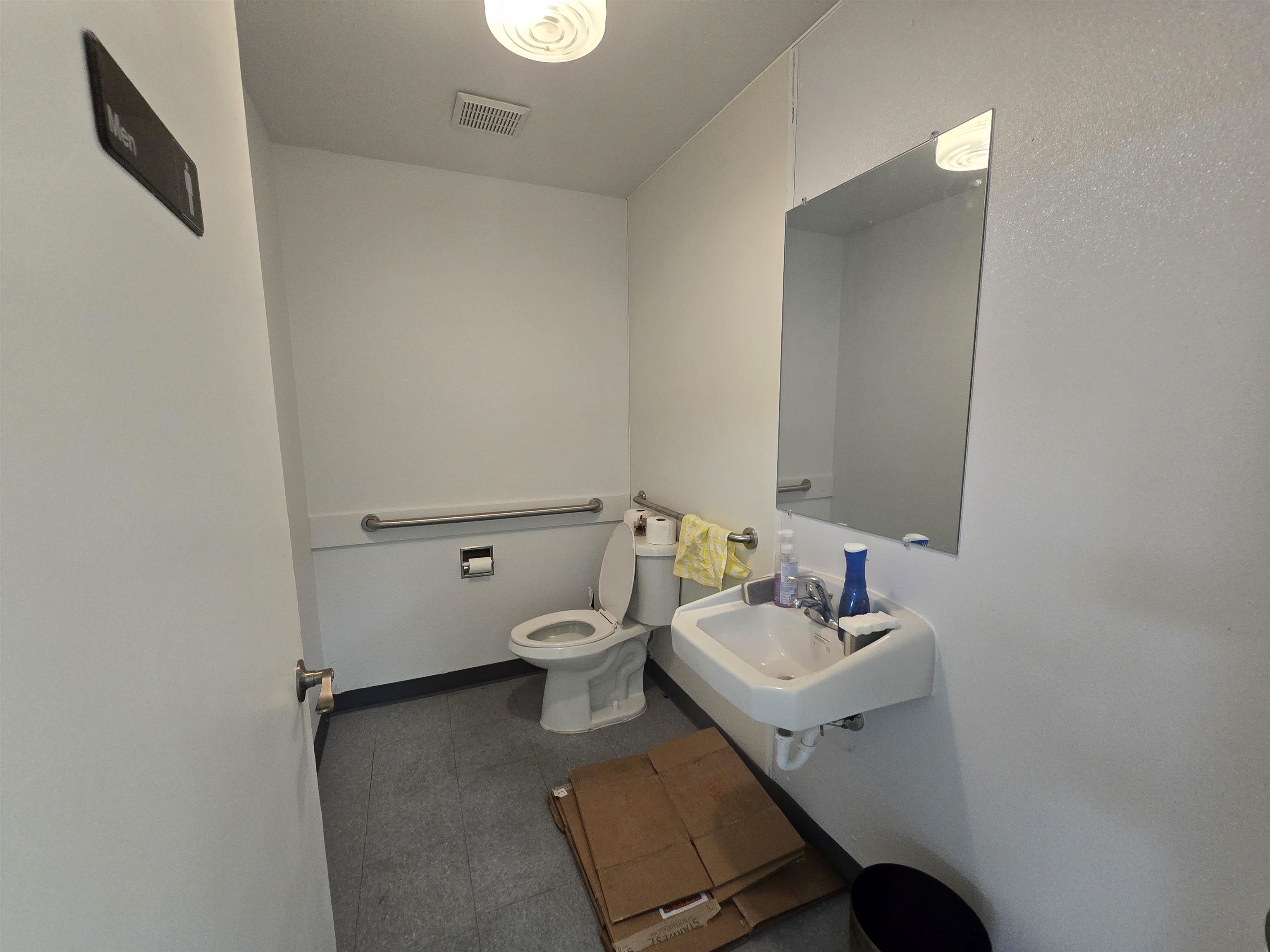 2923 North Avenue Unit: 3