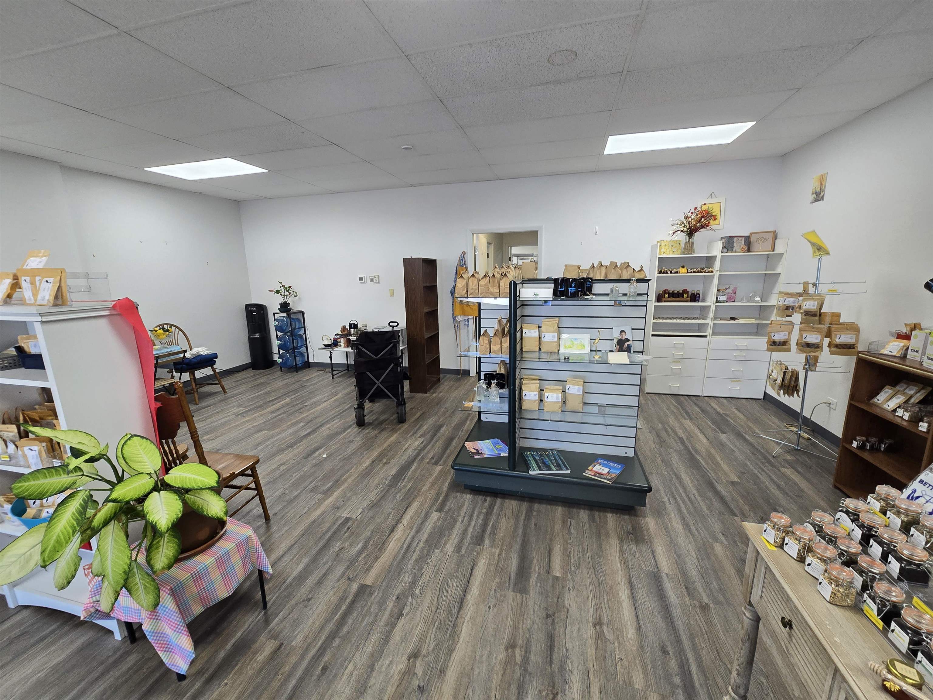 2923 North Avenue Unit: 3