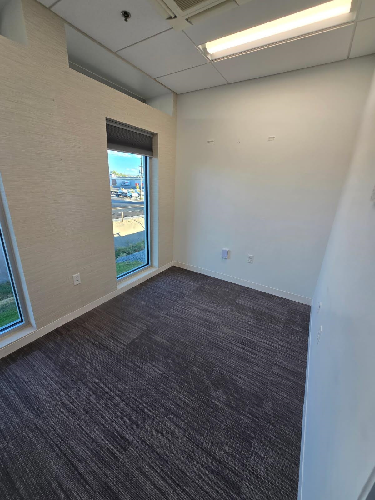 2755 North Avenue Unit: 212