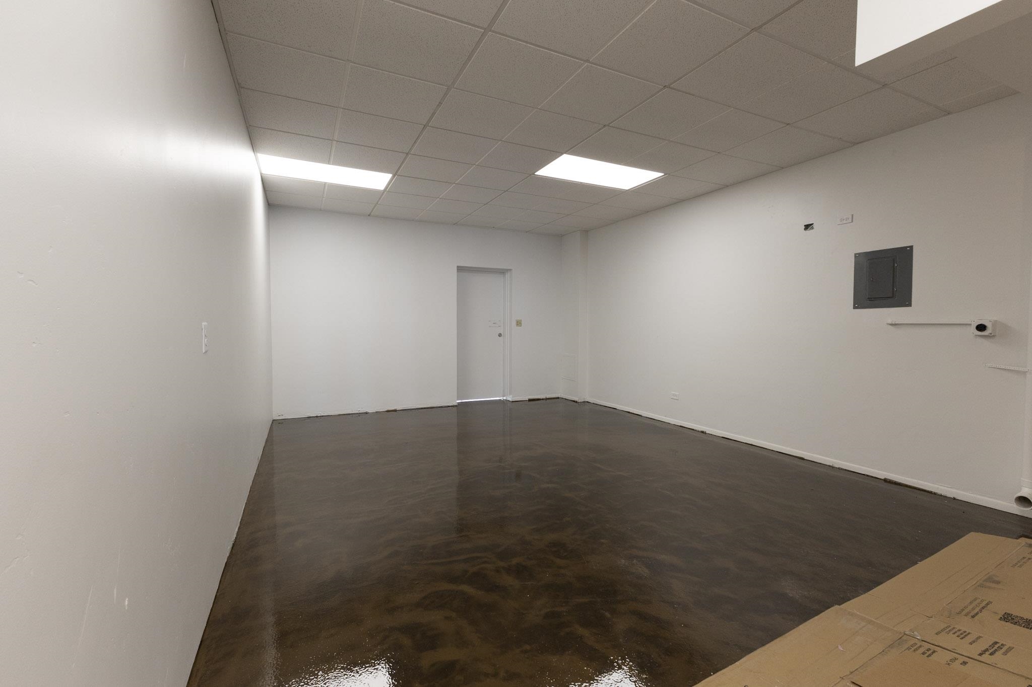 2923 North Avenue Unit: 1