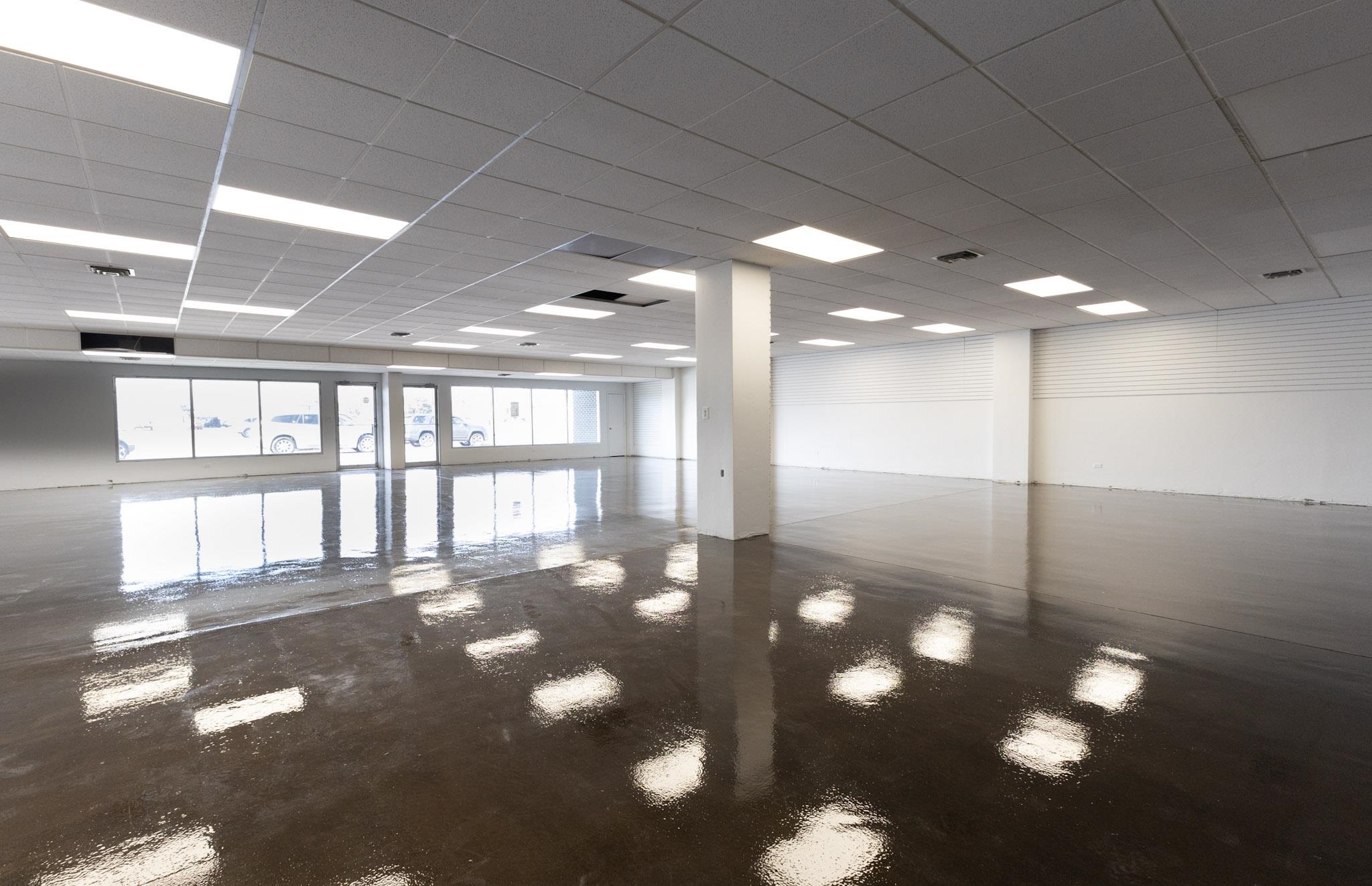 2923 North Avenue Unit: 1