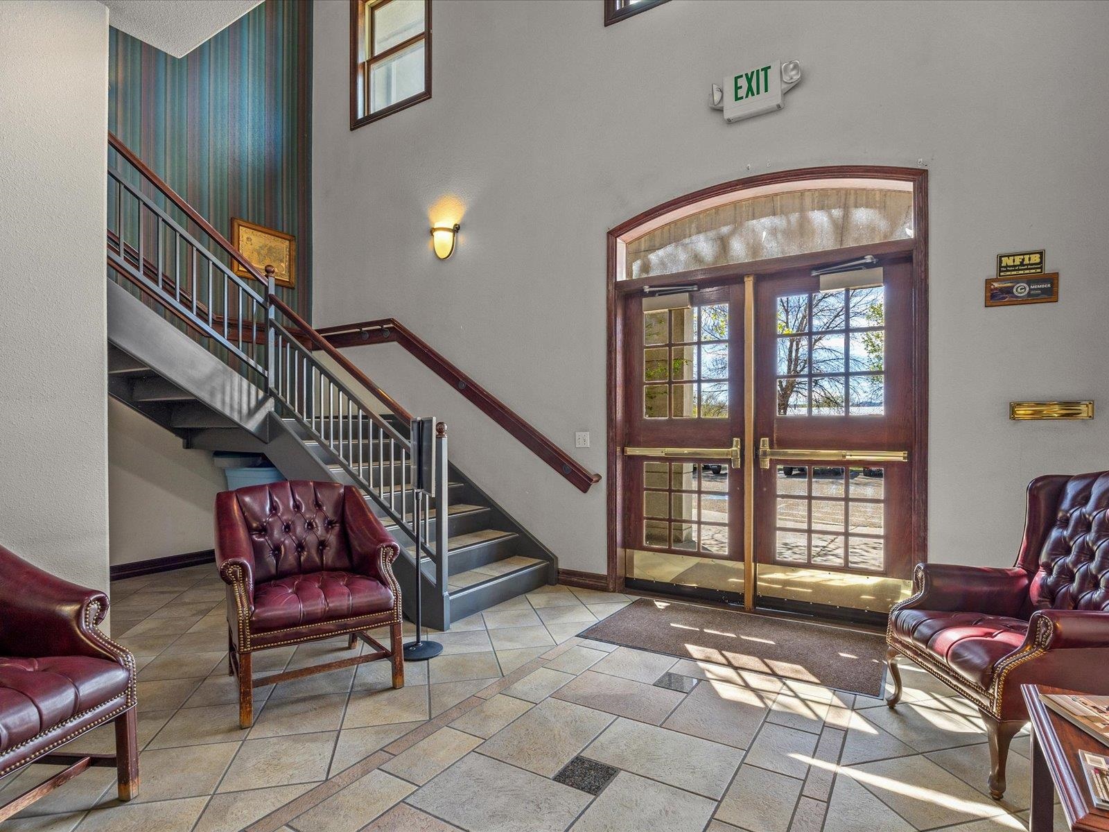 800 Belford Avenue Unit: 202