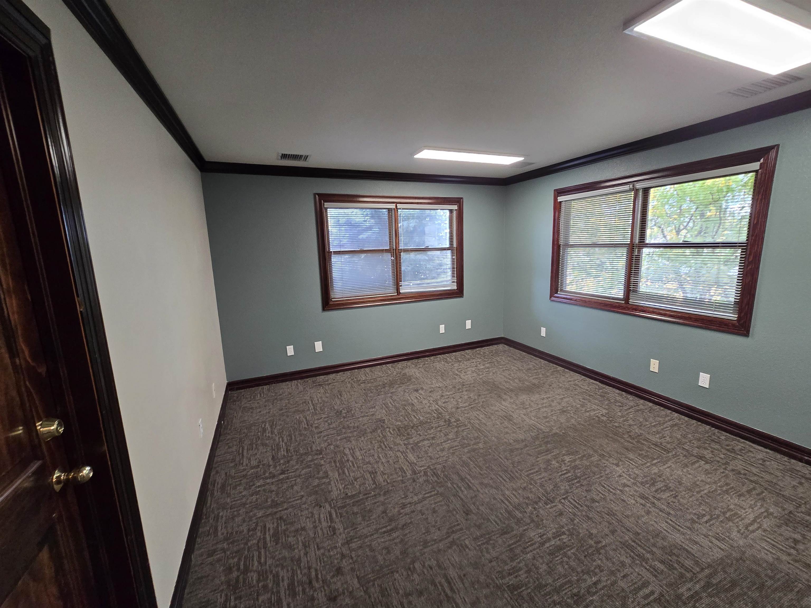 800 Belford Avenue Unit: 202