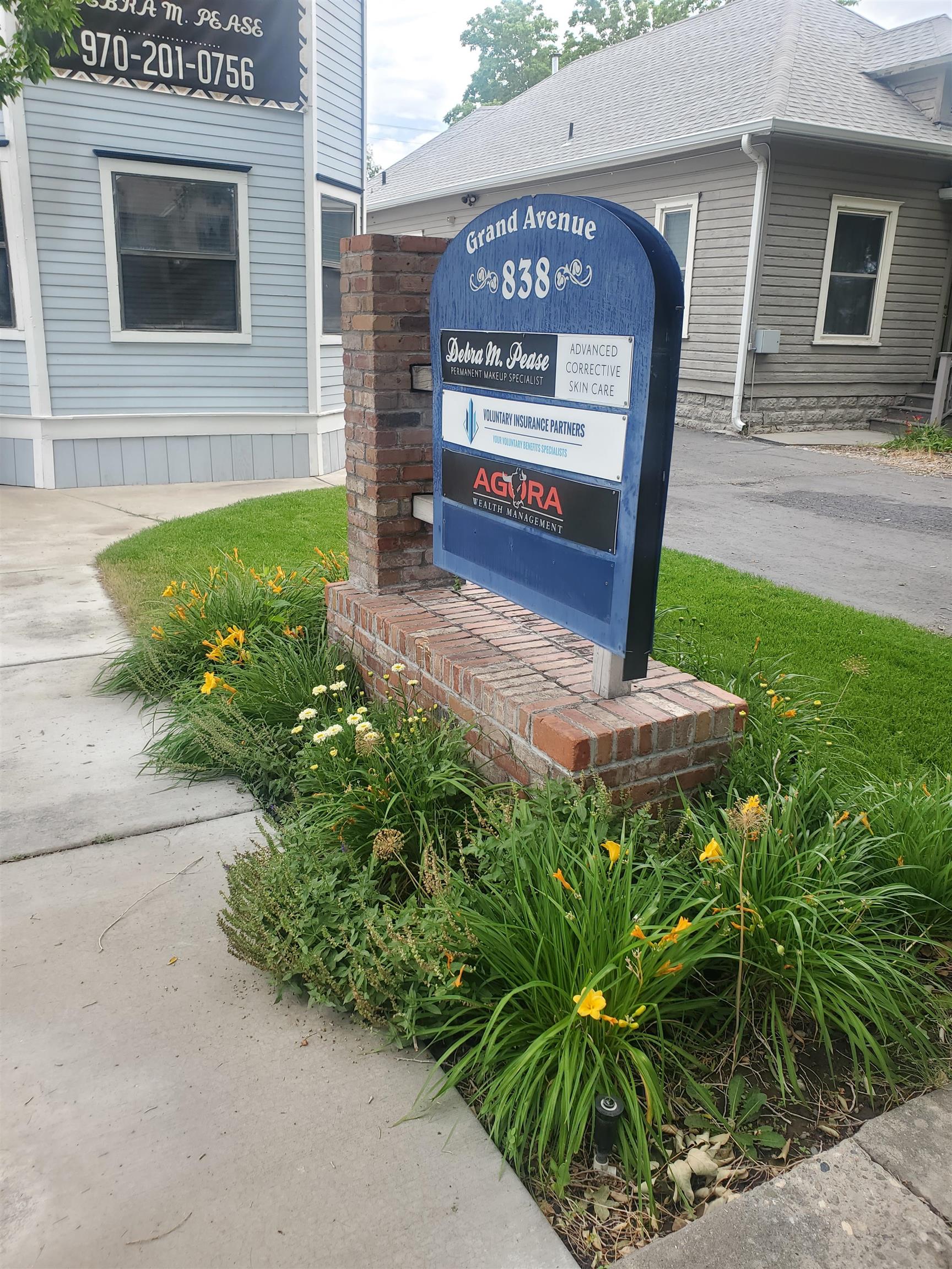 838 Grand Avenue Unit: Upper