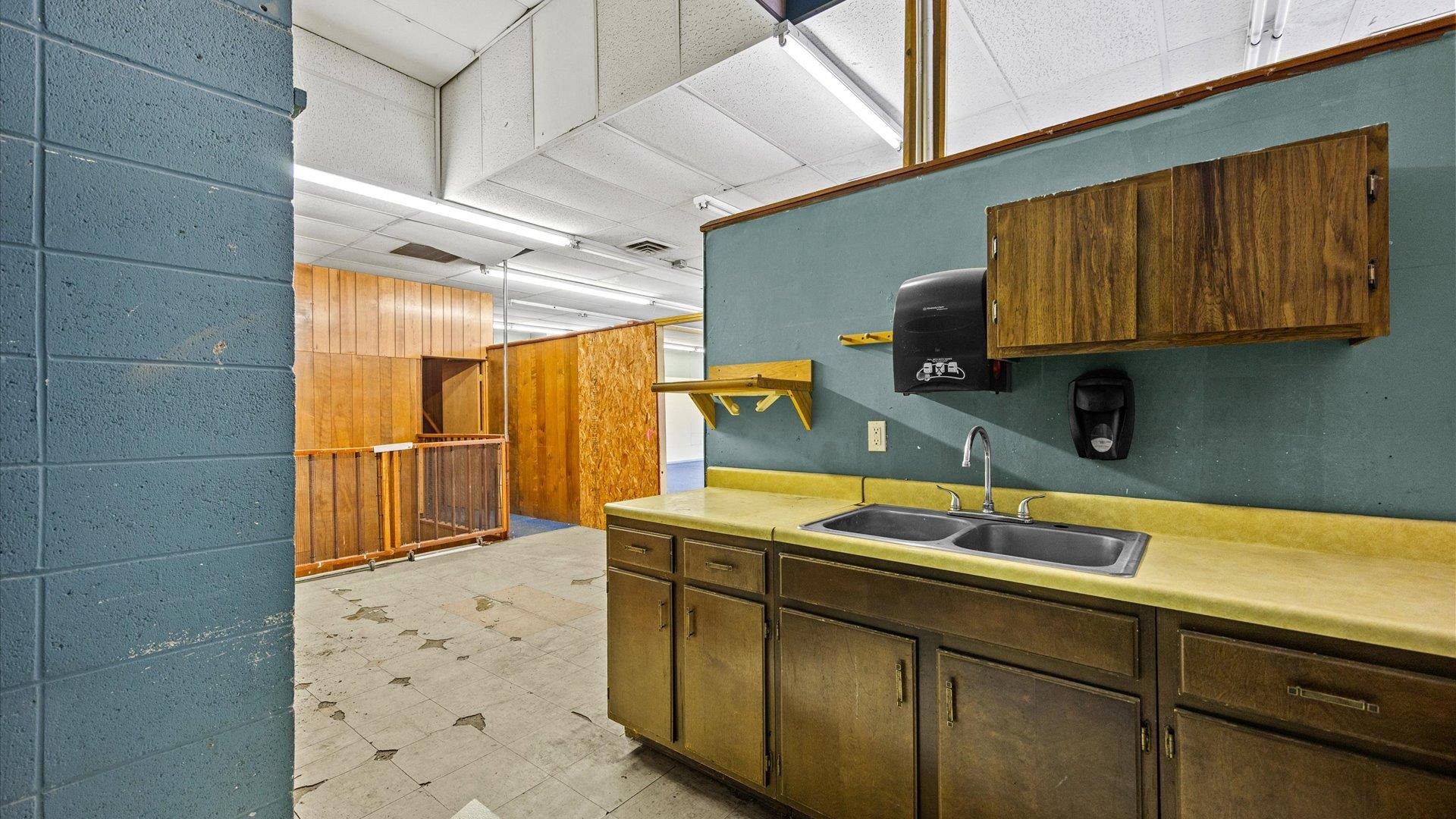 461 Grand Avenue Unit: a