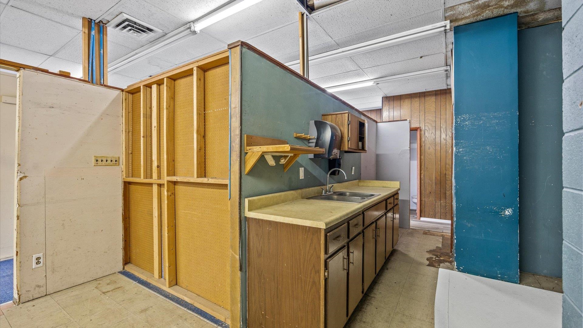 461 Grand Avenue Unit: a