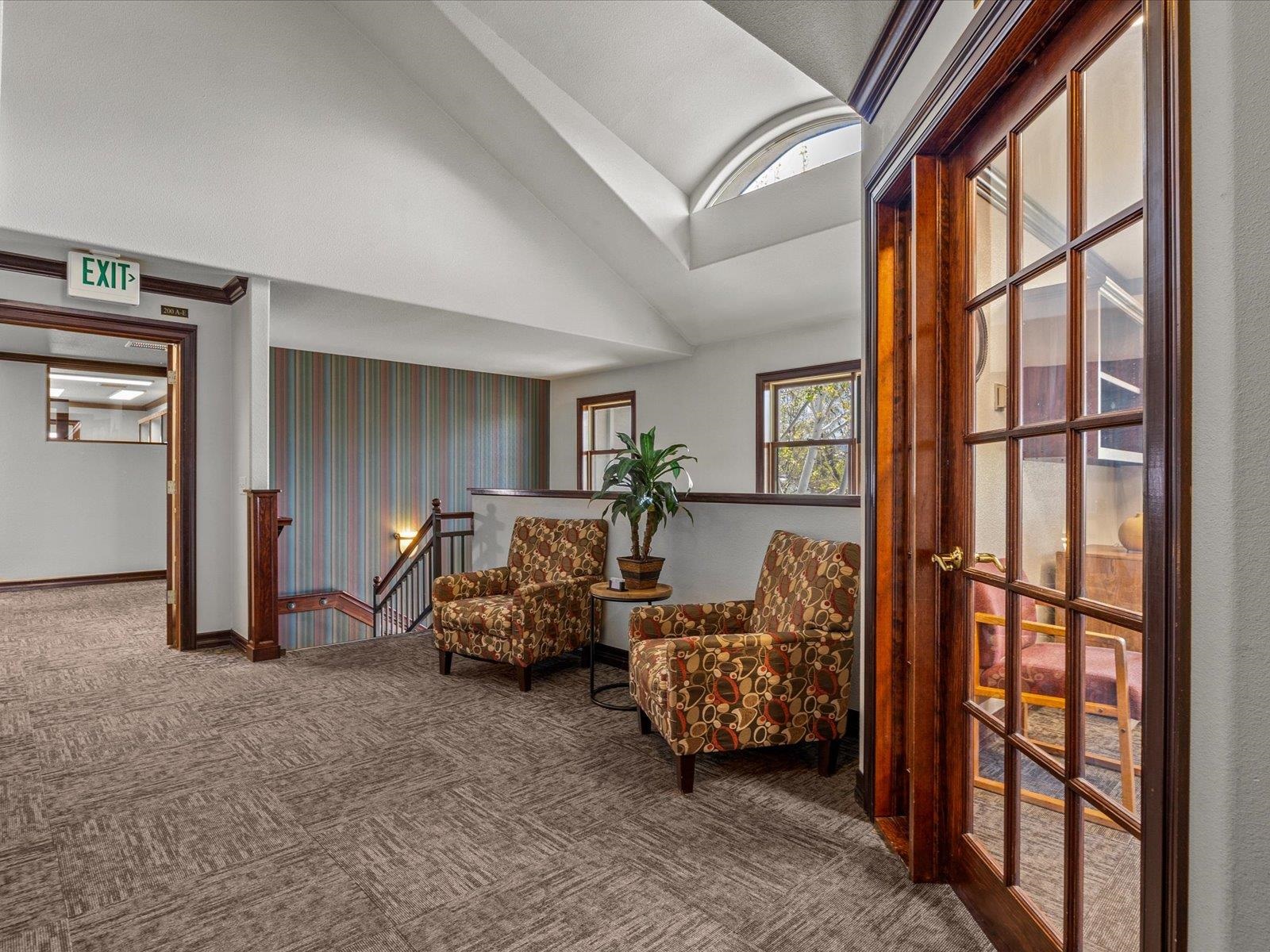 800 Belford Avenue Unit: 200A