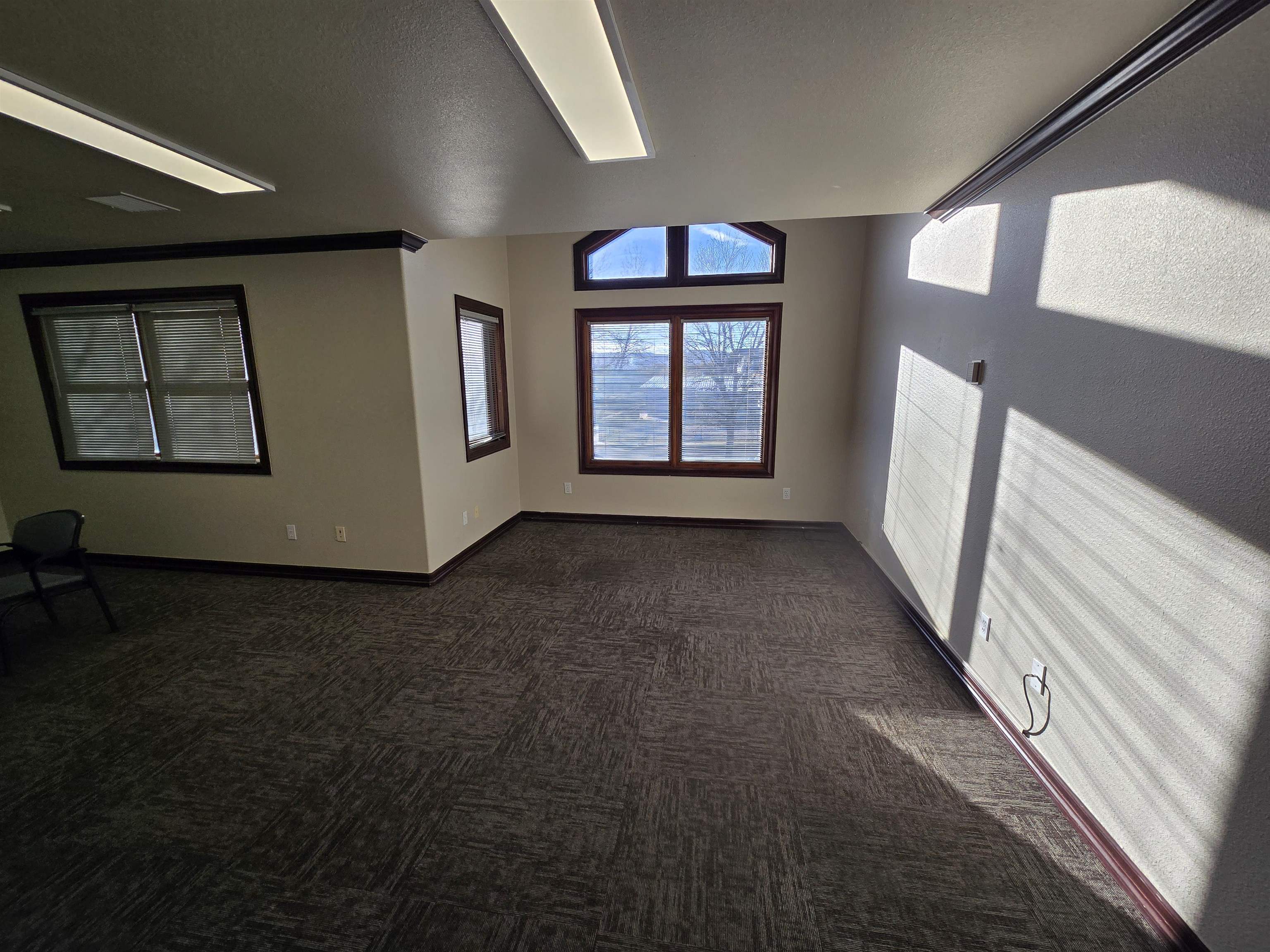 800 Belford Avenue Unit: 200A