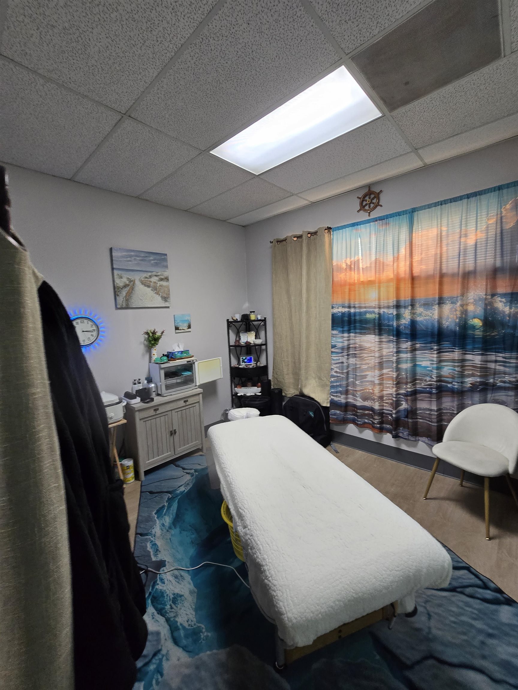 2829 North Avenue Unit: 106/107