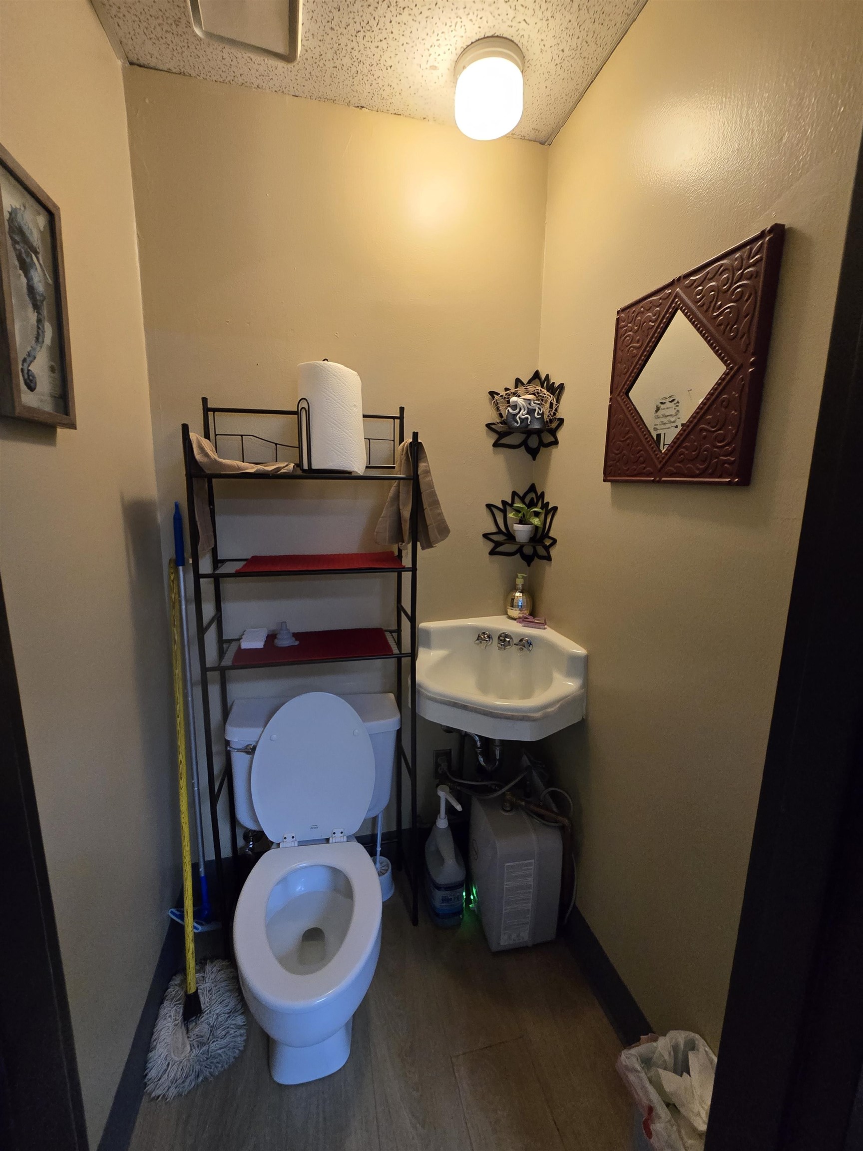 2829 North Avenue Unit: 106/107