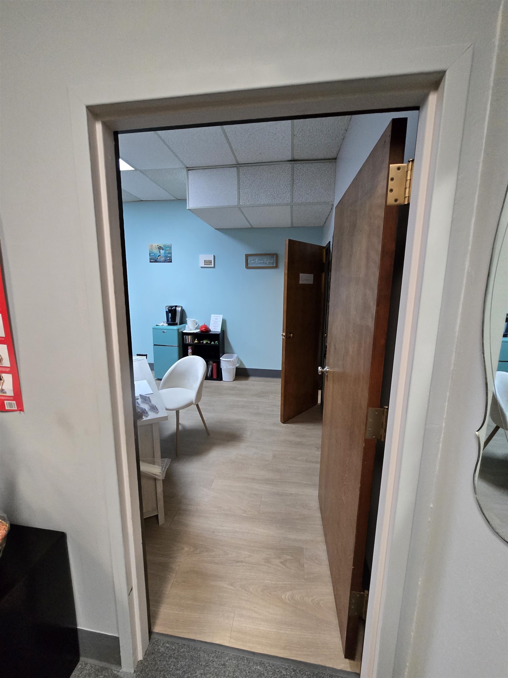 2829 North Avenue Unit: 106/107