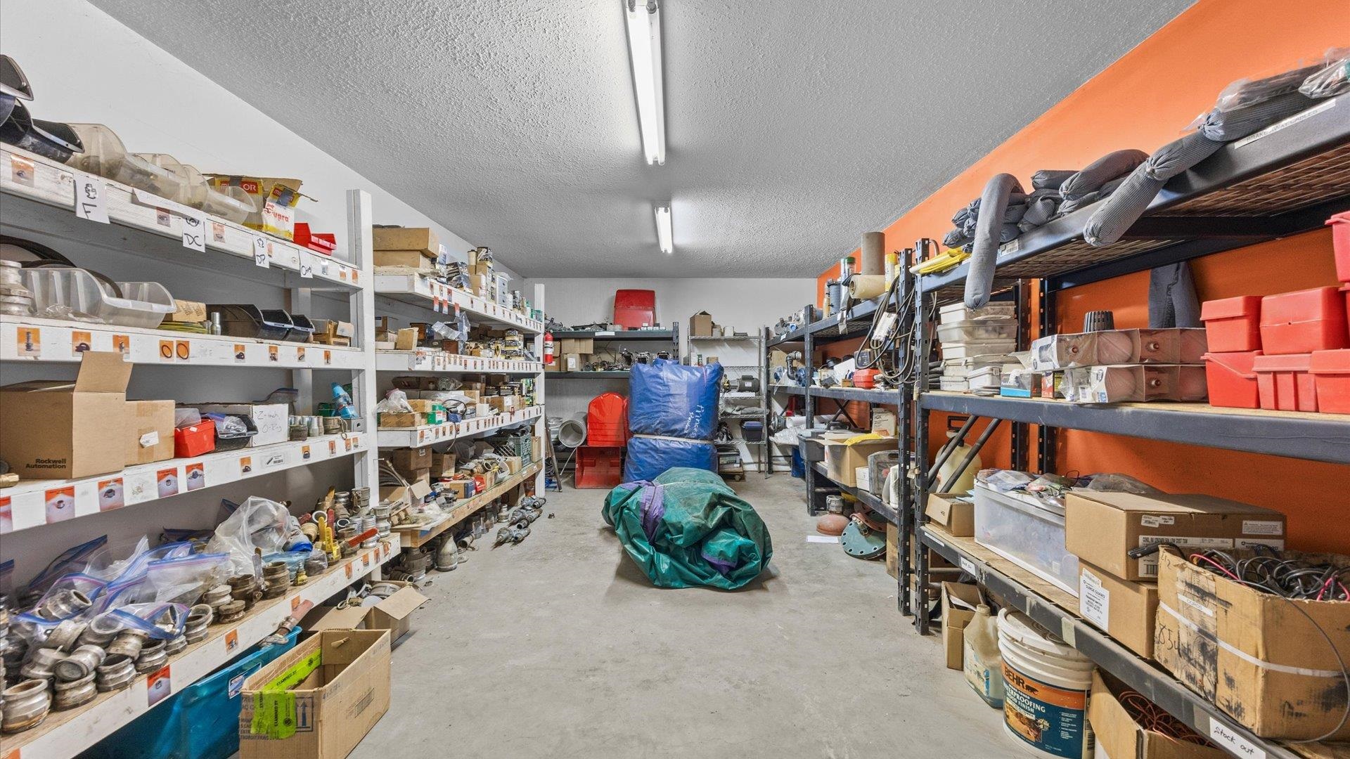 2390 & 2394 Leland Avenue