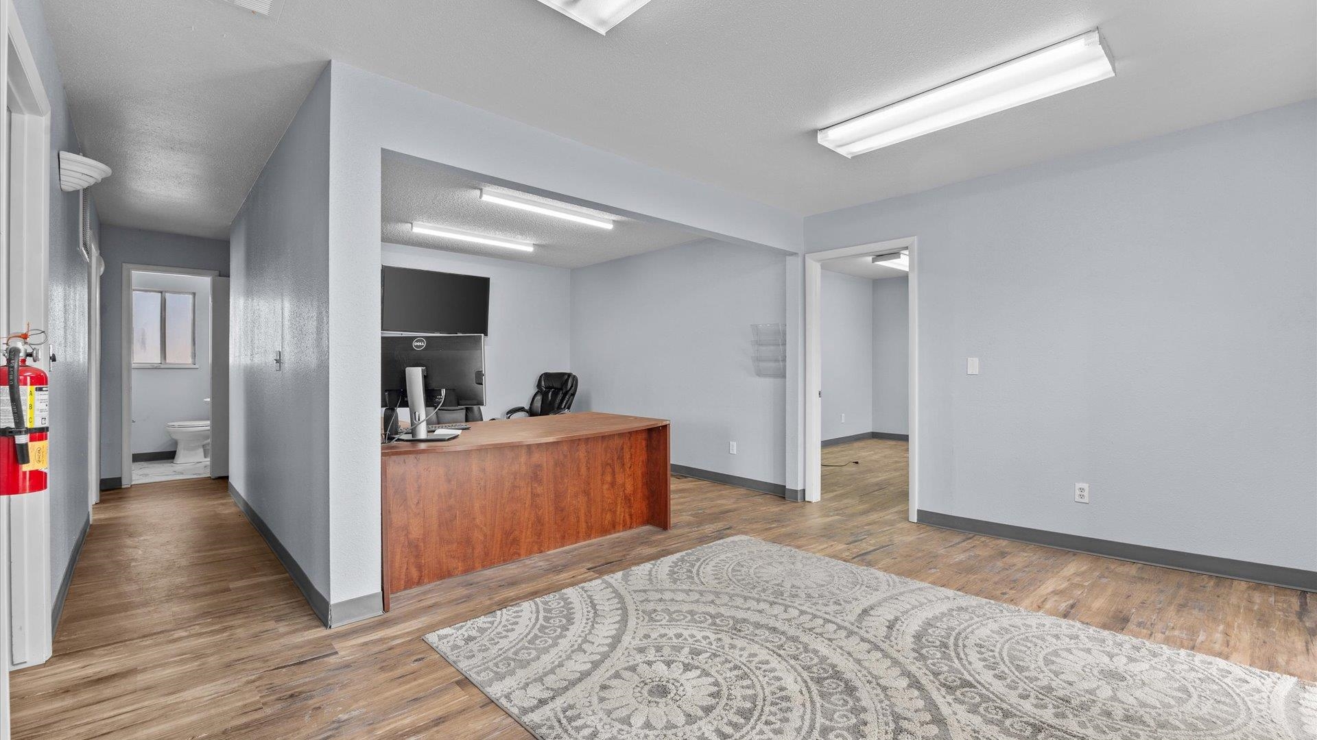 2390 & 2394 Leland Avenue