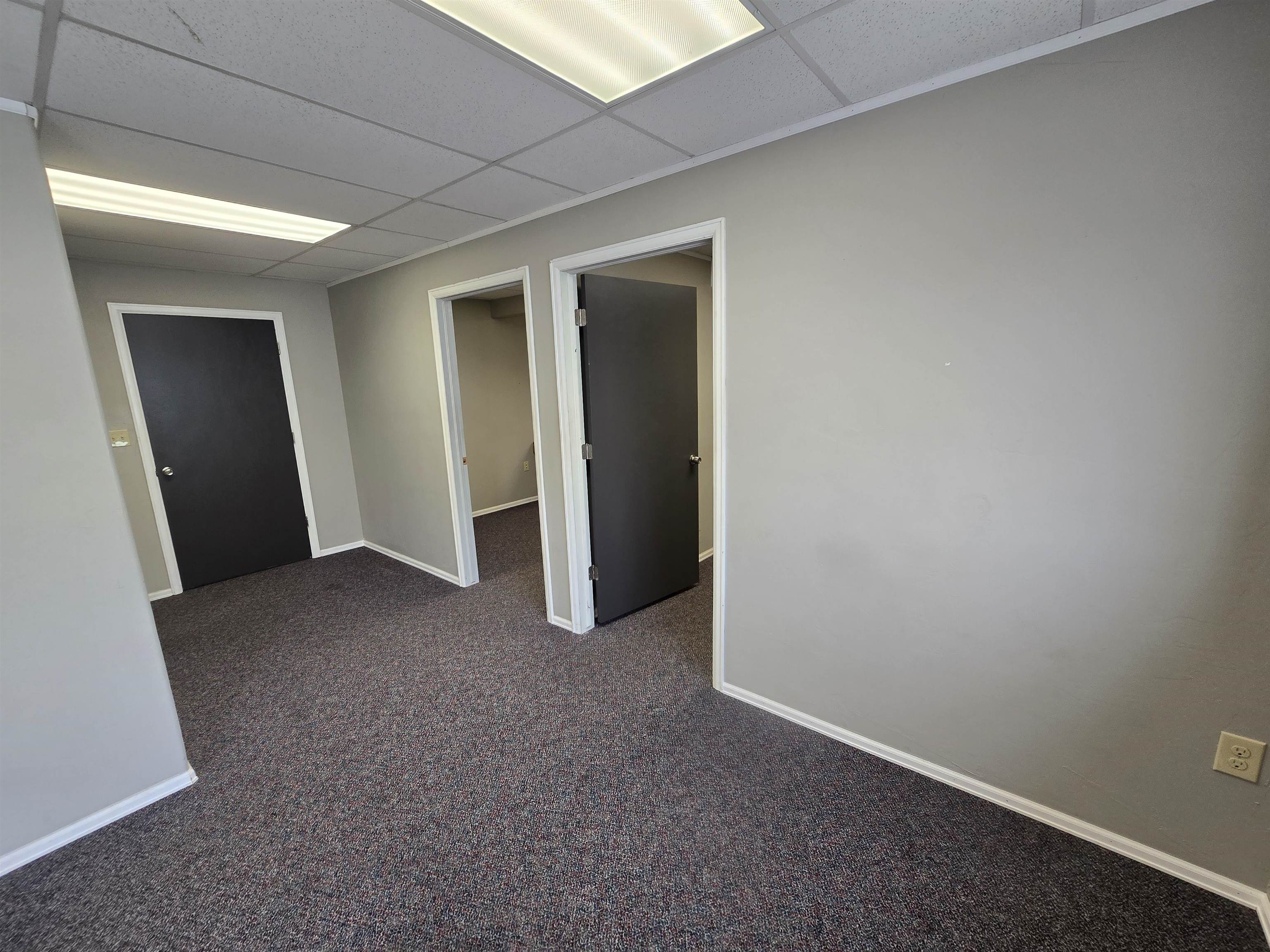 529 E Grand Avenue Unit: D