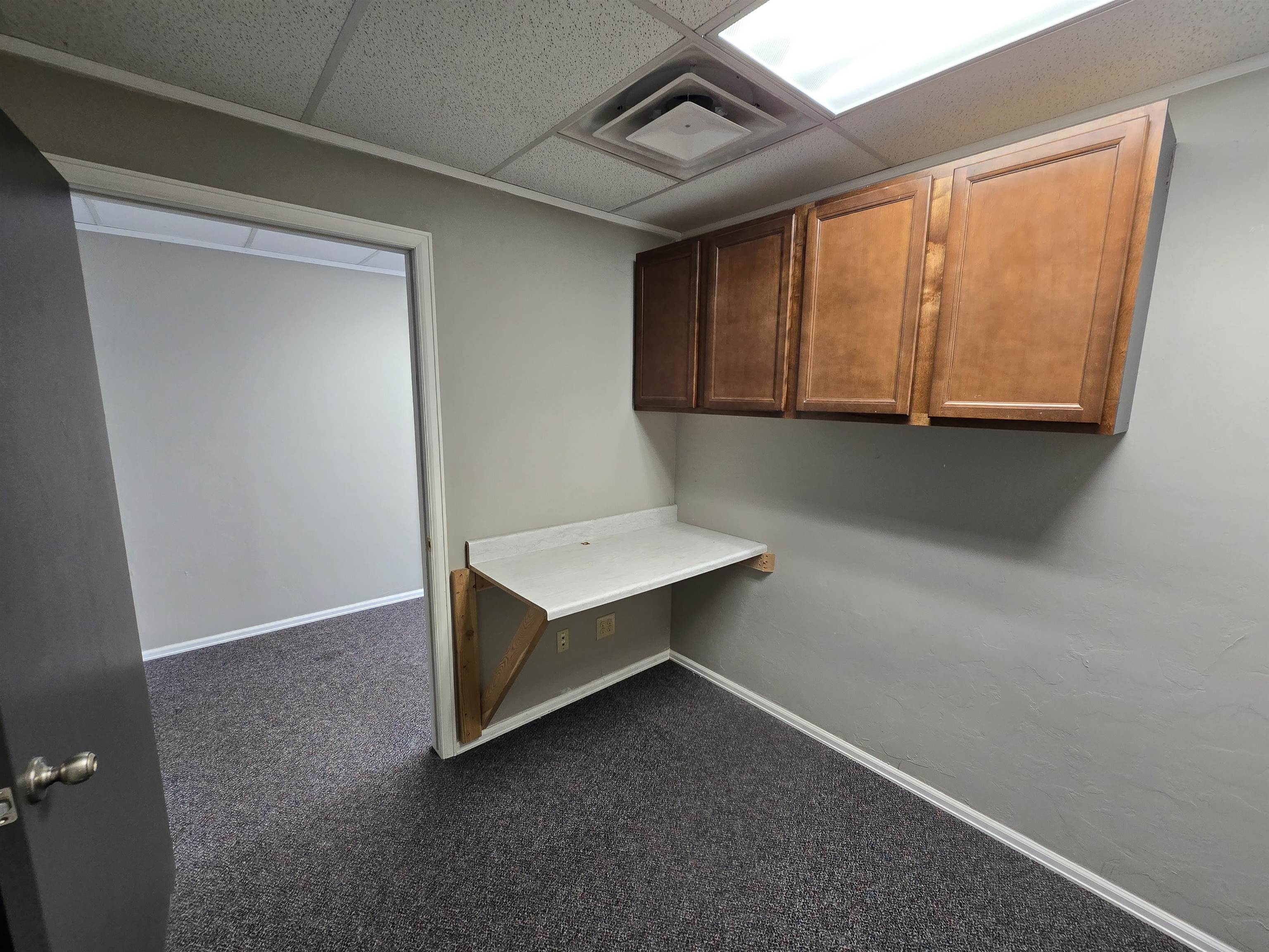 529 E Grand Avenue Unit: D