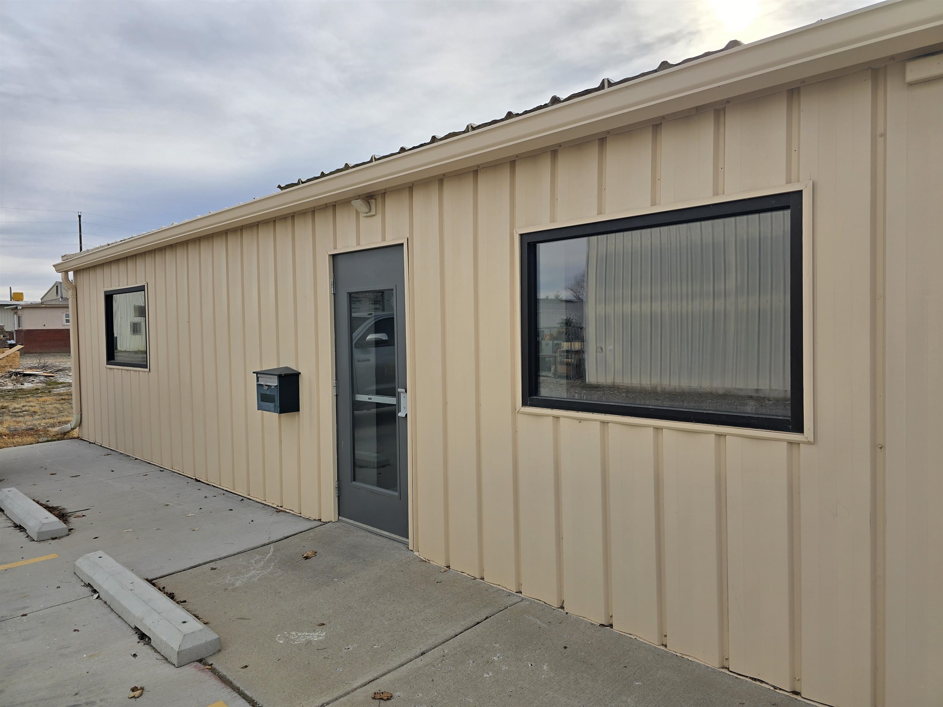 529 E Grand Avenue Unit: D