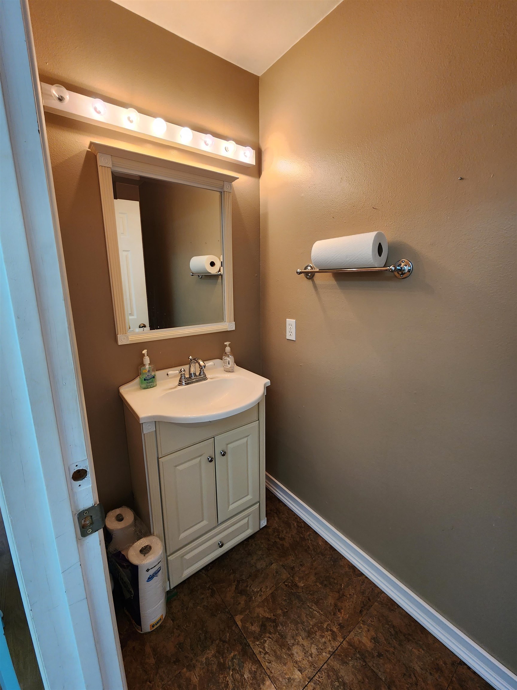 1000 N 9th Street Unit: 3