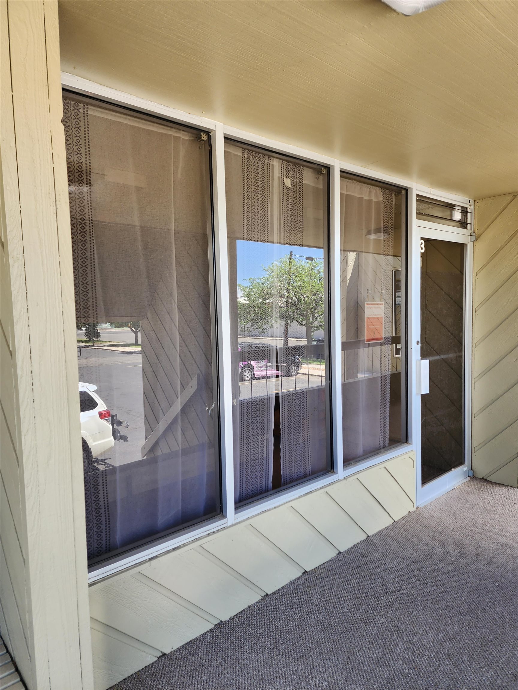 1000 N 9th Street Unit: 3