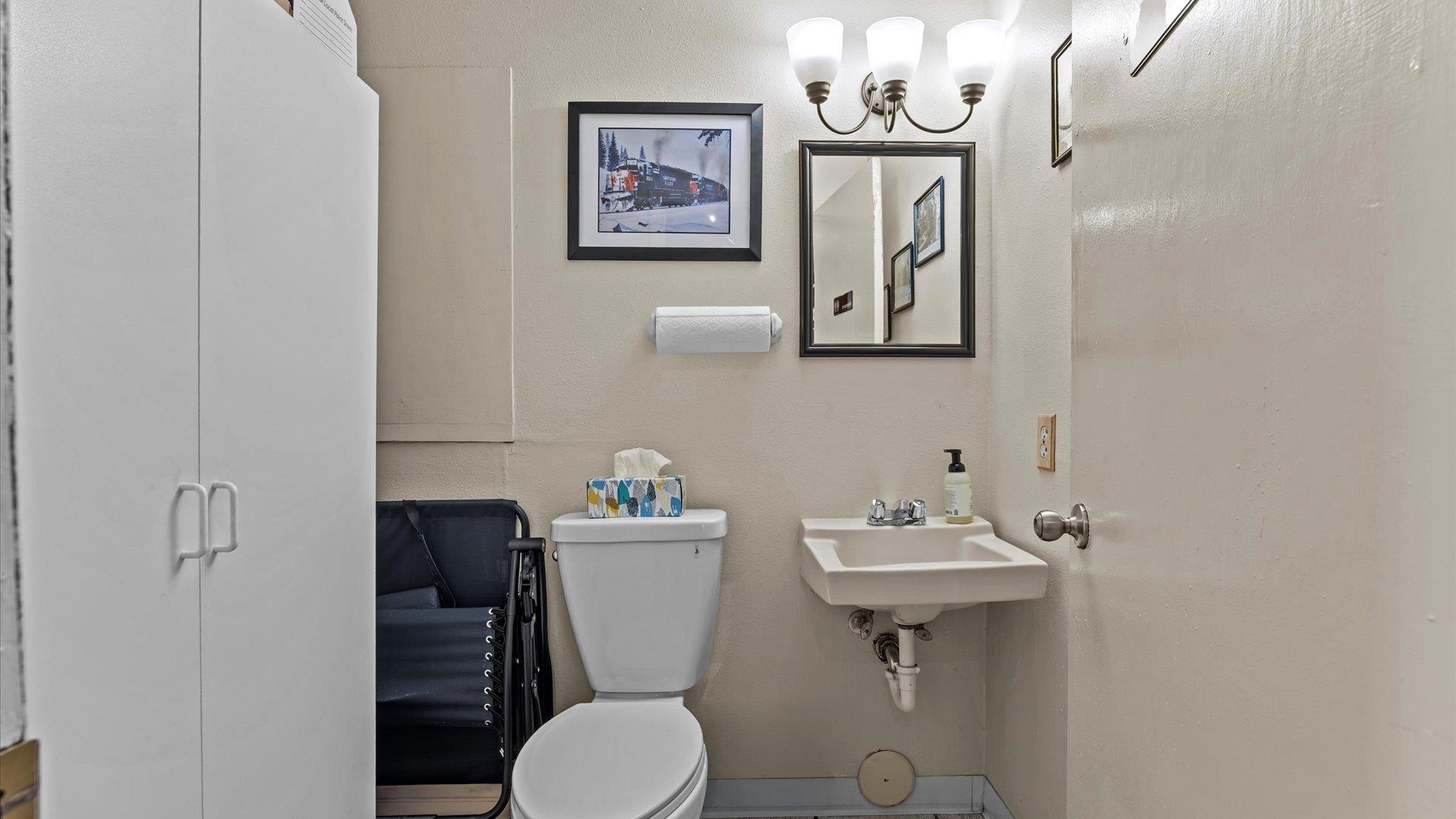 1460 North Avenue Unit: R