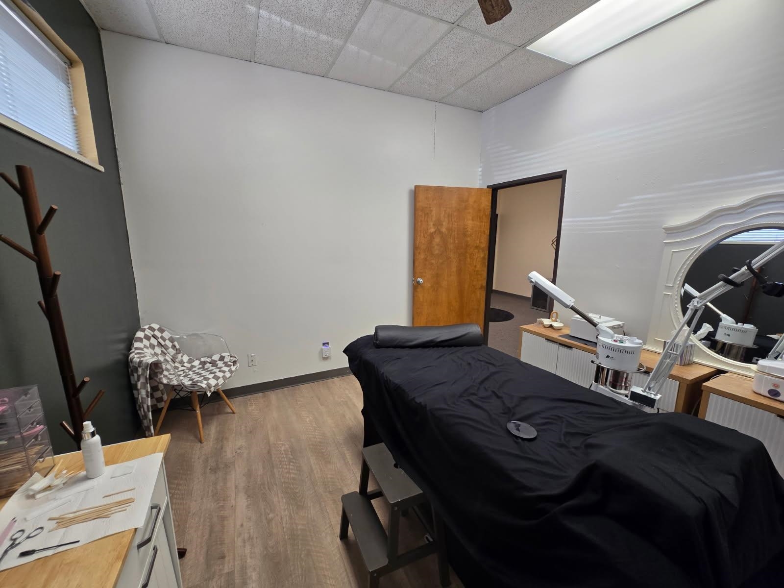 2829 North Avenue Unit: 105