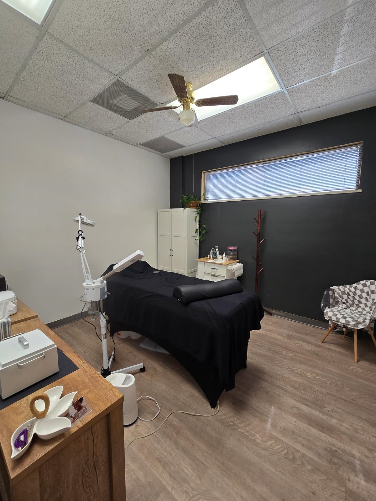 2829 North Avenue Unit: 105