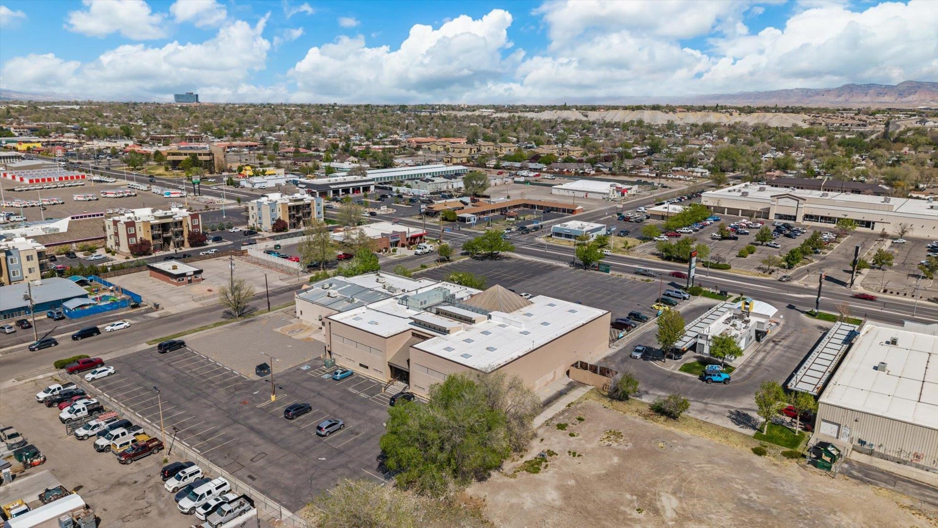 2829 North Avenue Unit: 105