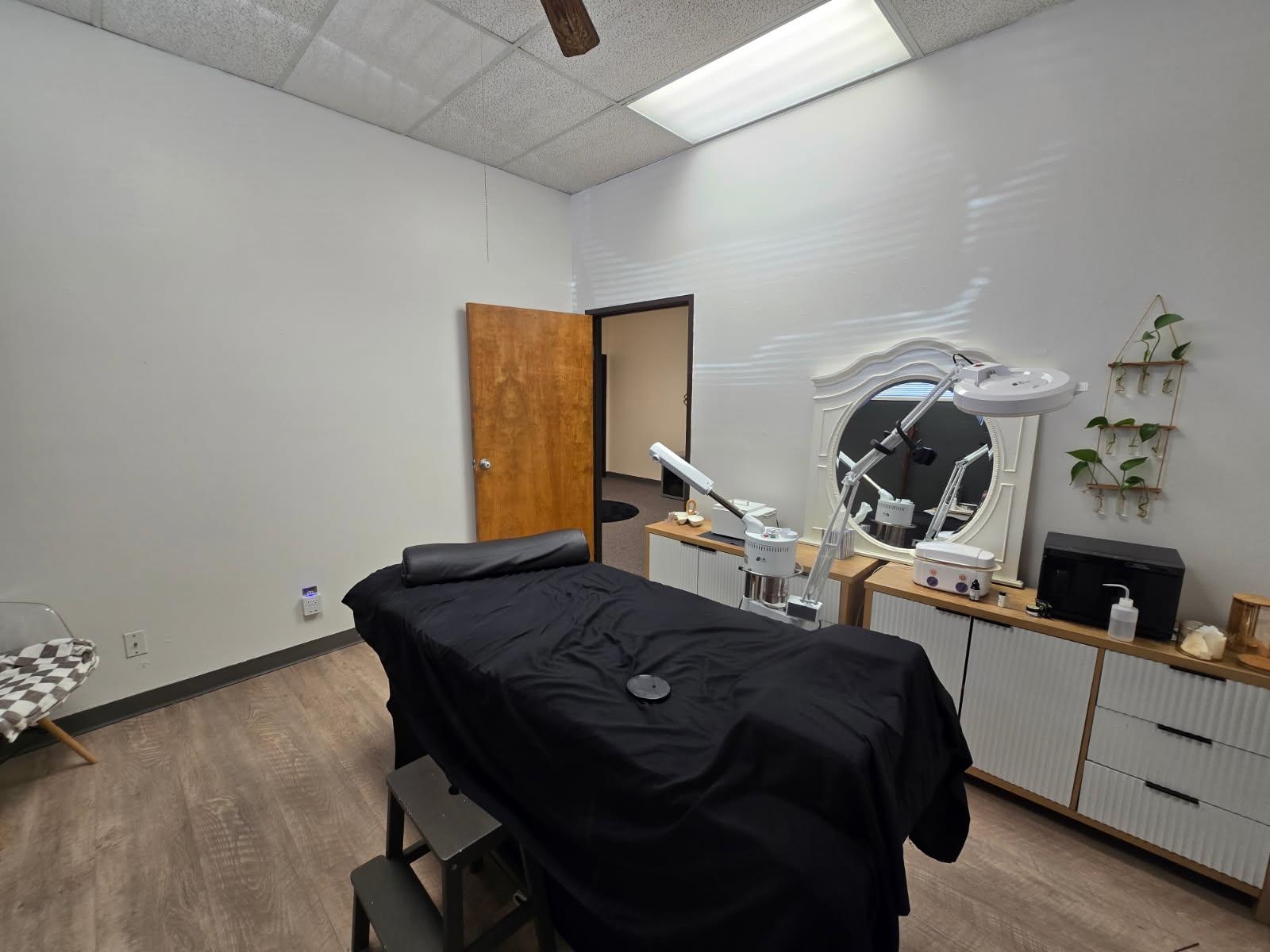 2829 North Avenue Unit: 105