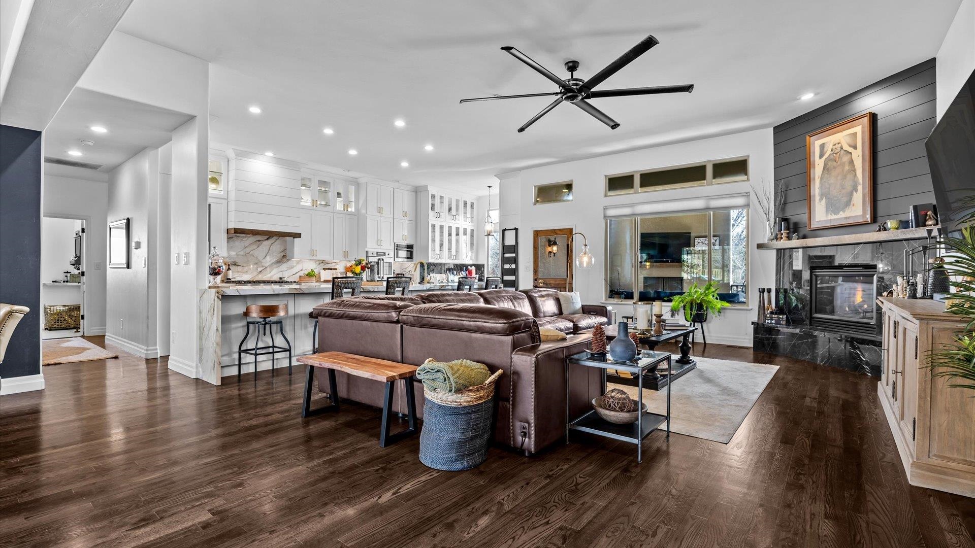 3512 Woodgate Drive