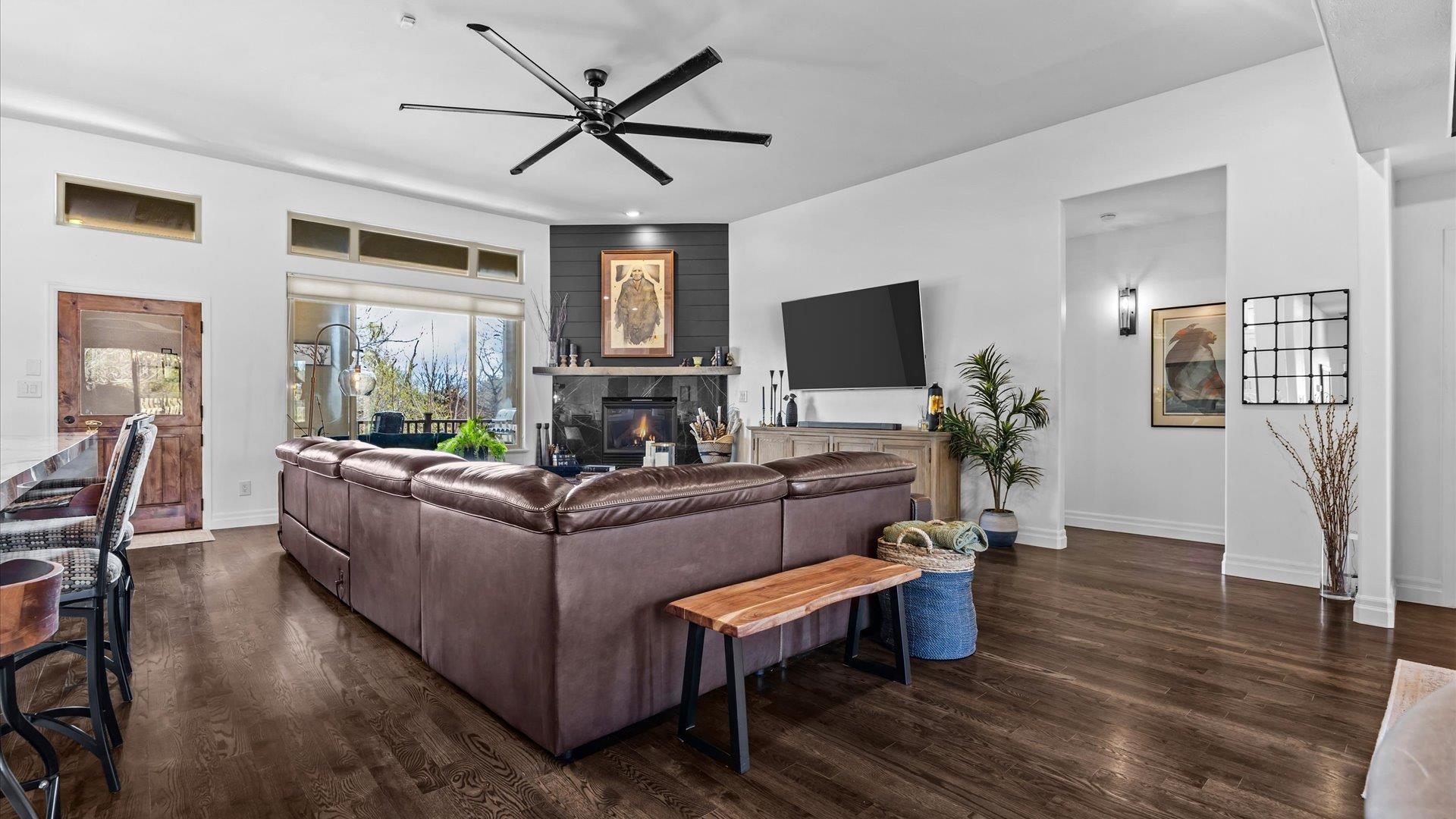 3512 Woodgate Drive