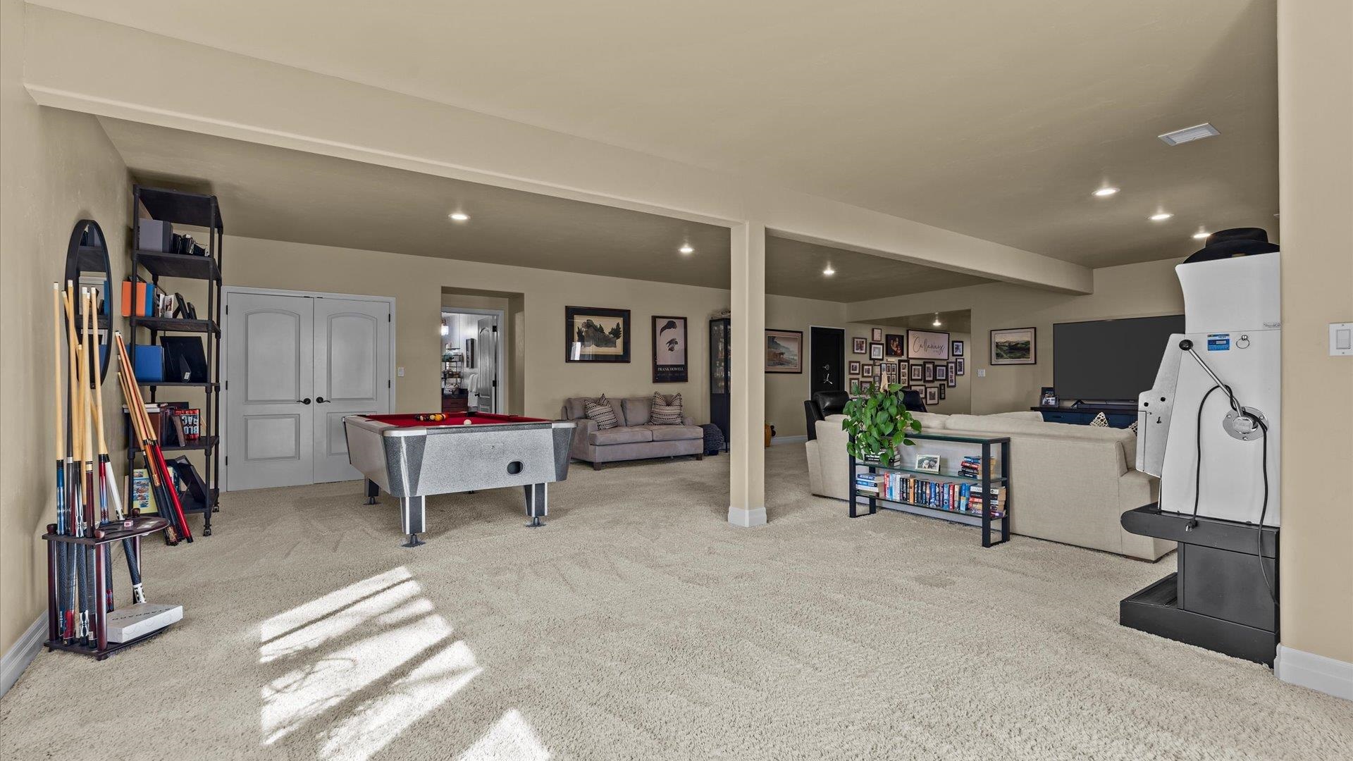 3512 Woodgate Drive
