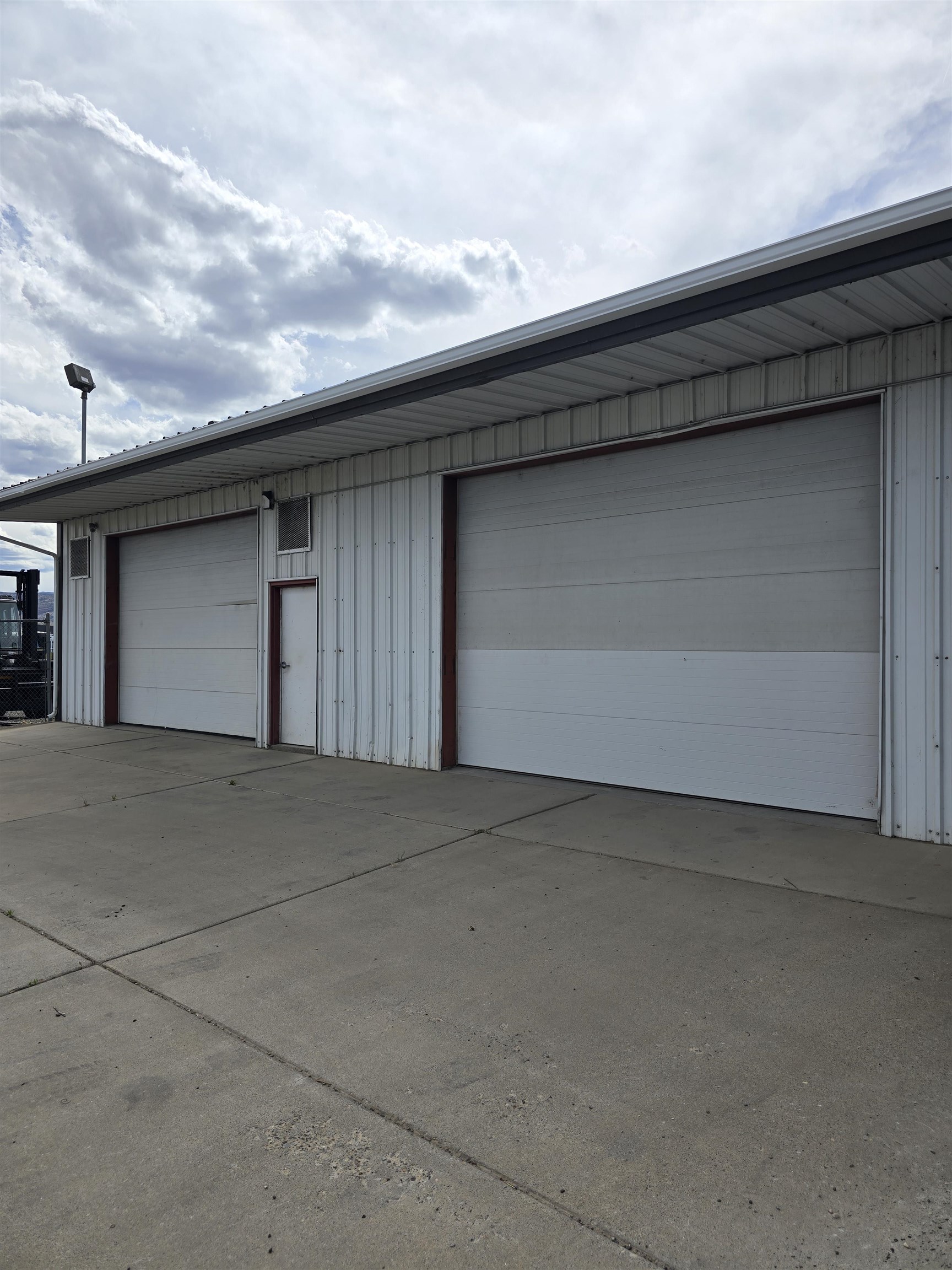 2375 Leland Avenue Unit: B