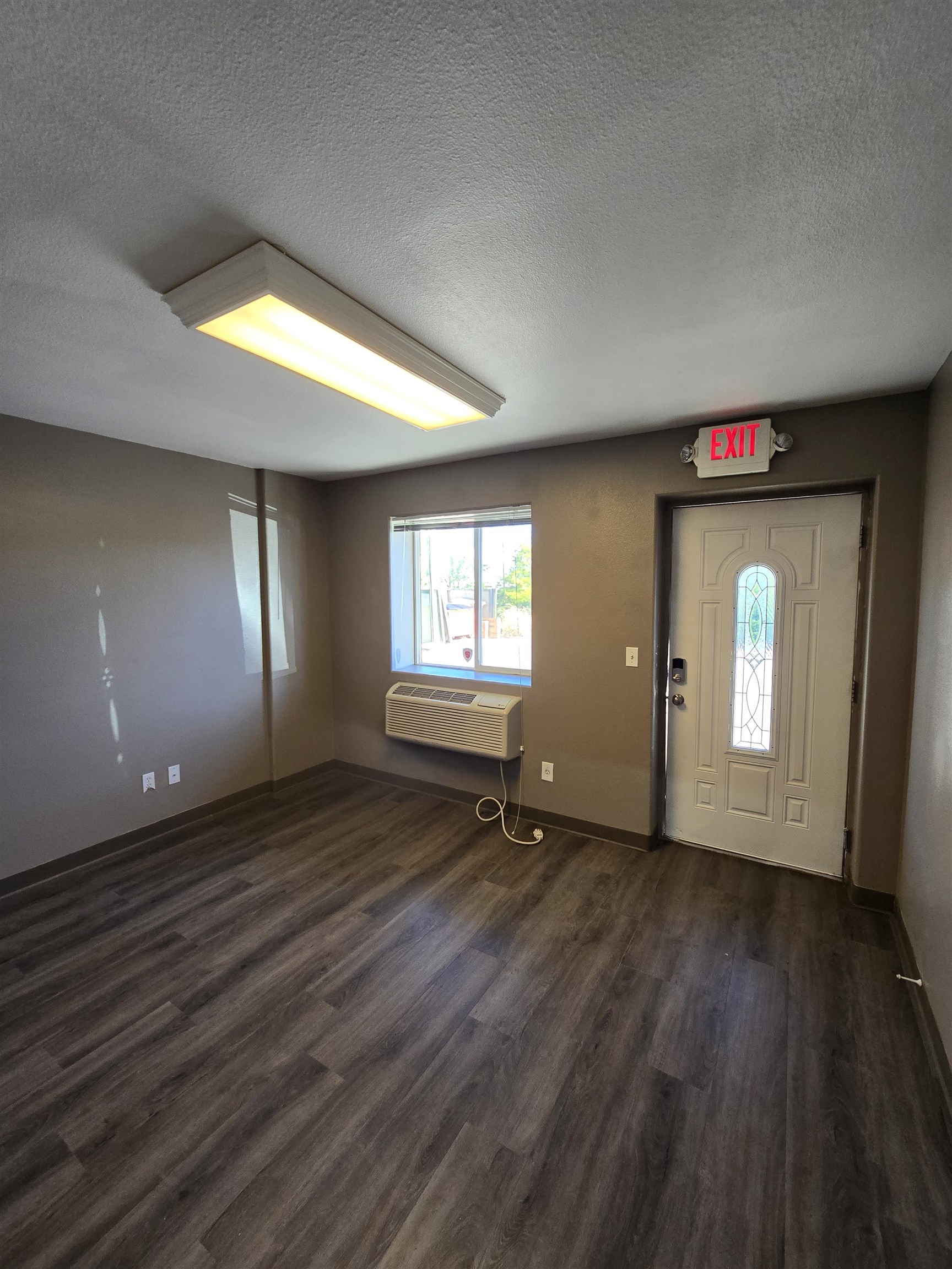 802 1st Avenue Unit: B