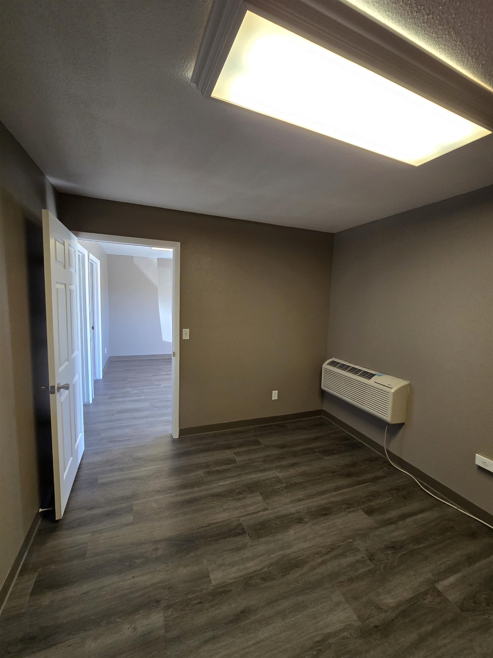 802 1st Avenue Unit: B