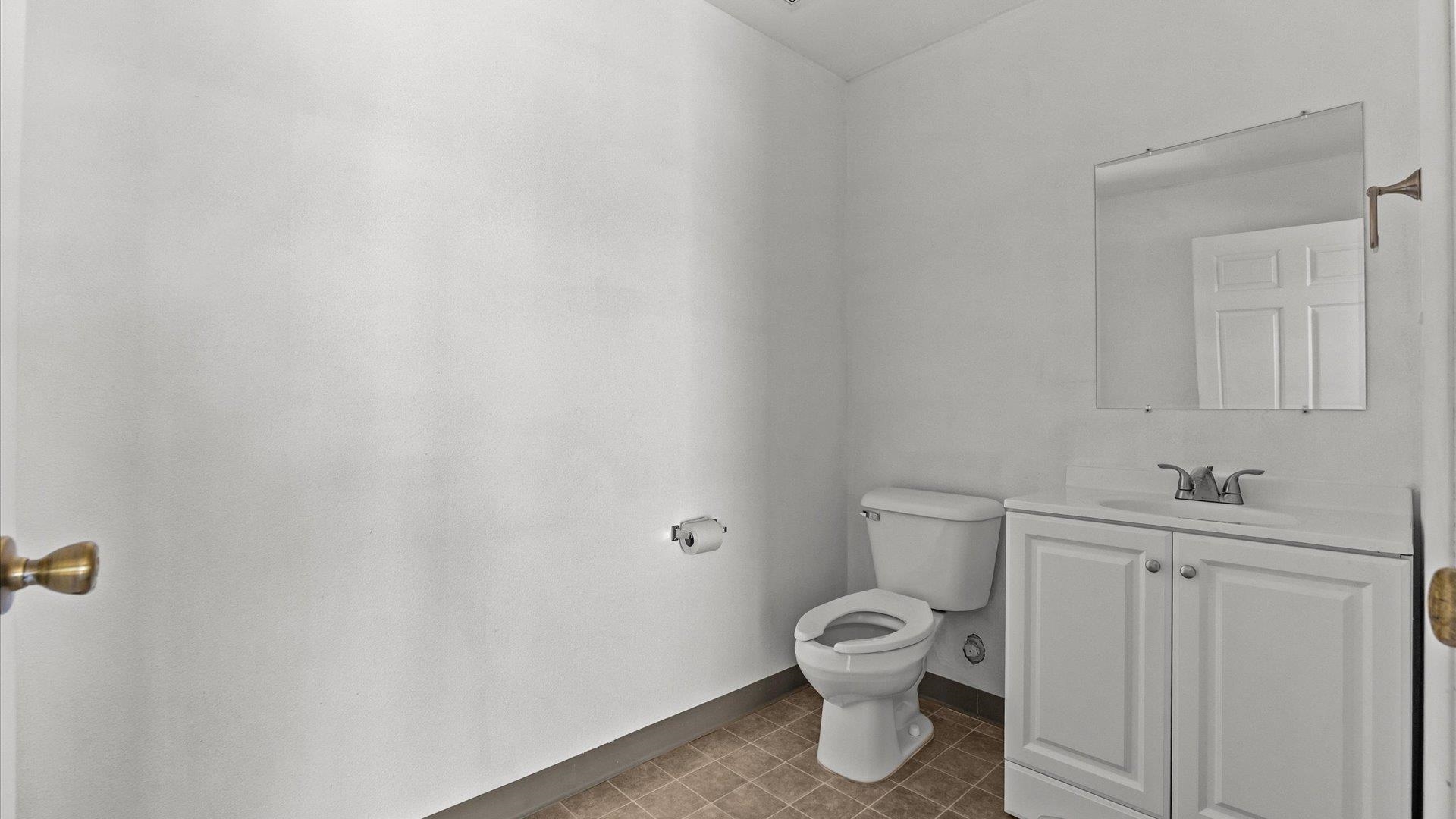 802 1st Street Unit: C