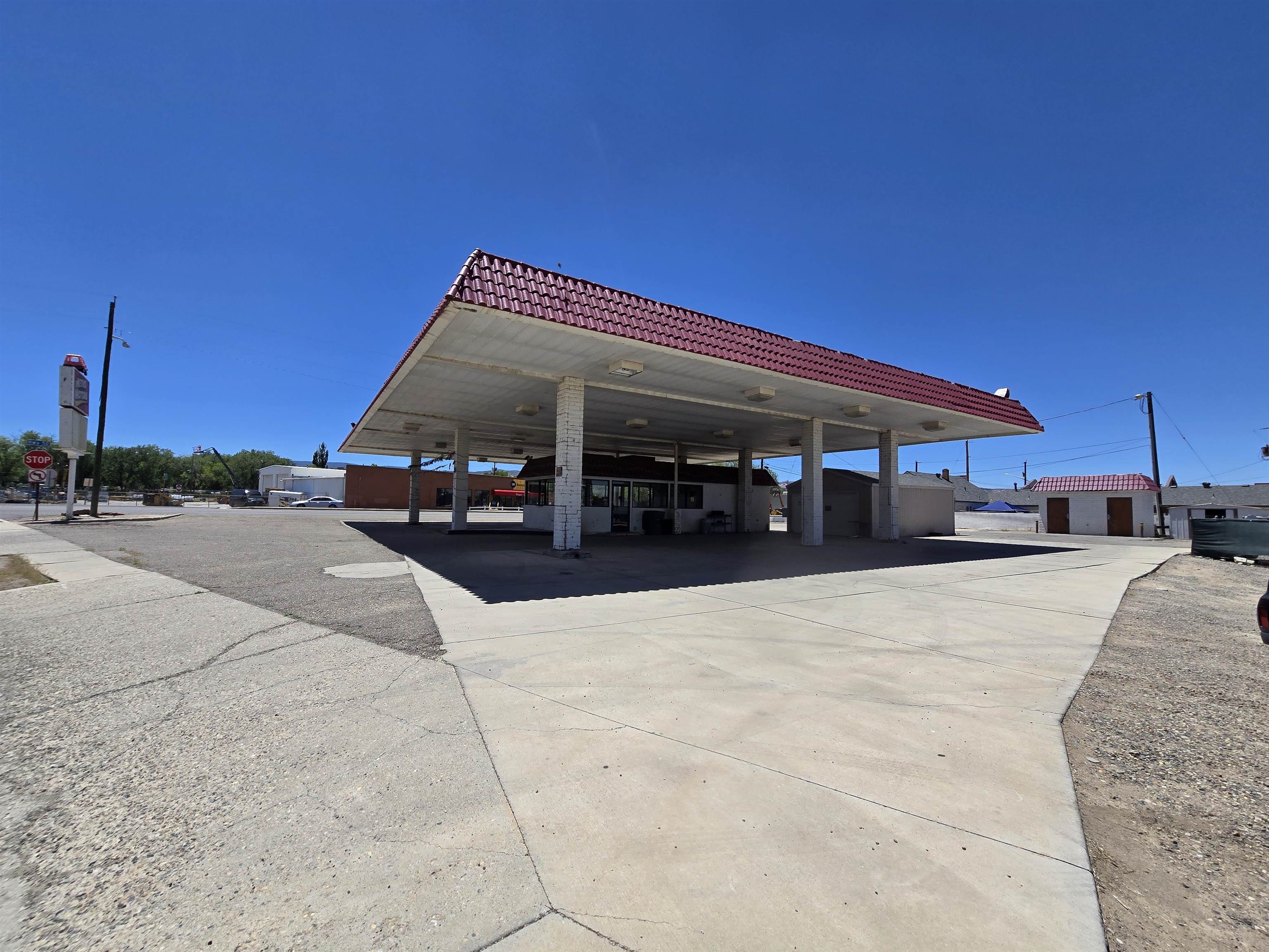 2712 Highway 50 Unit: 2710 Hwy 50