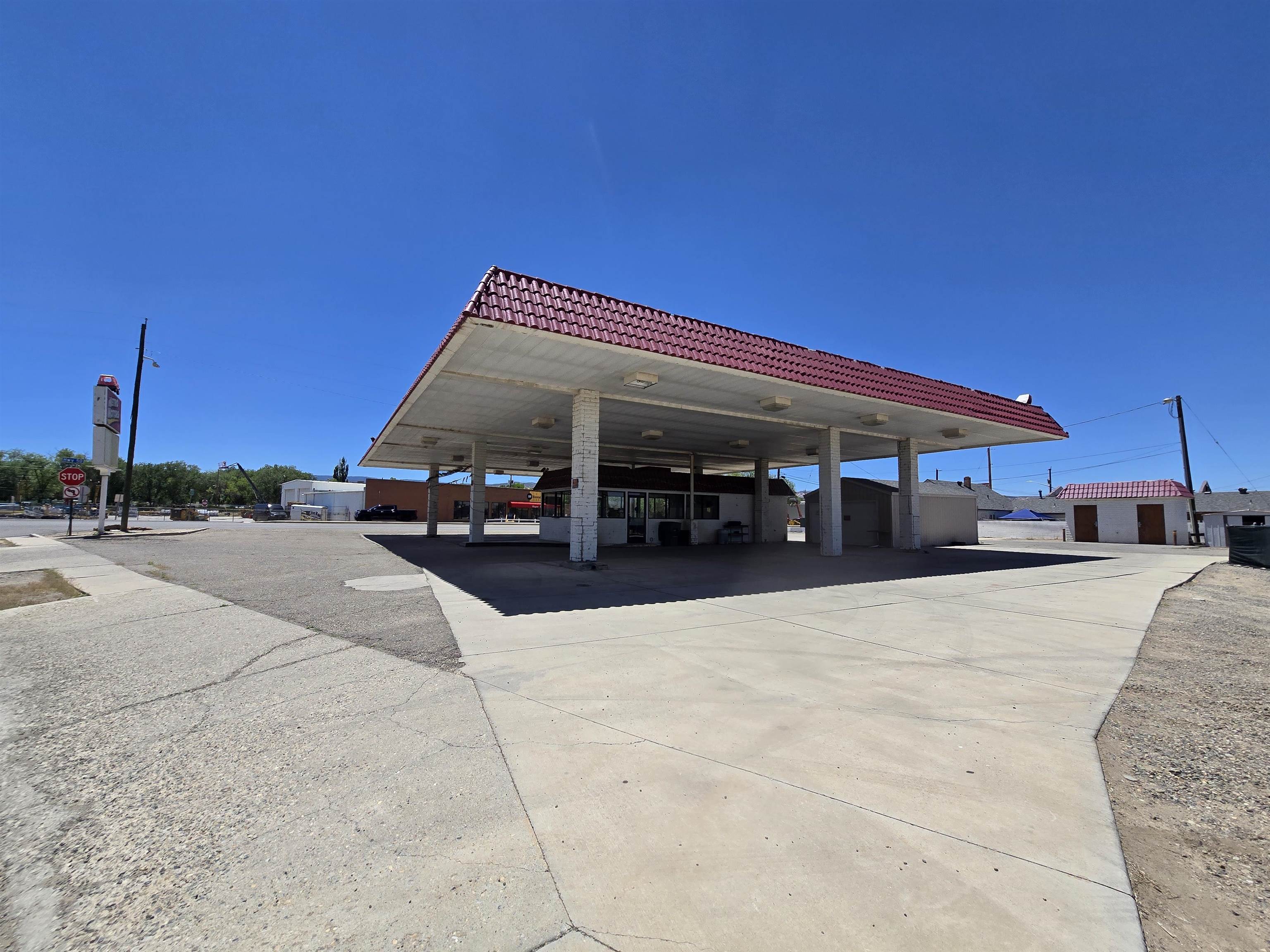 2712 Highway 50 Unit: 2710 Hwy 50