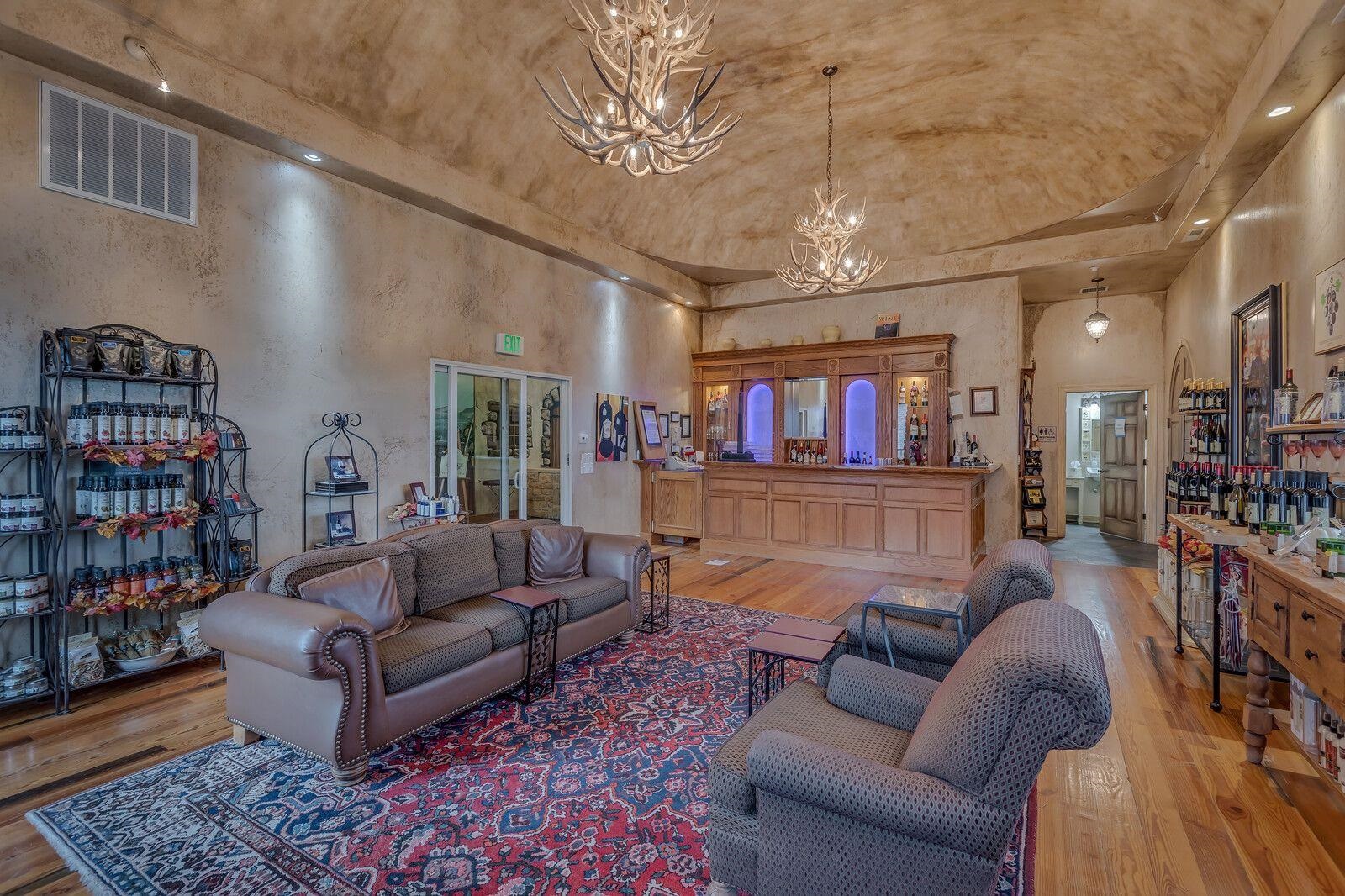 2087 Broadway