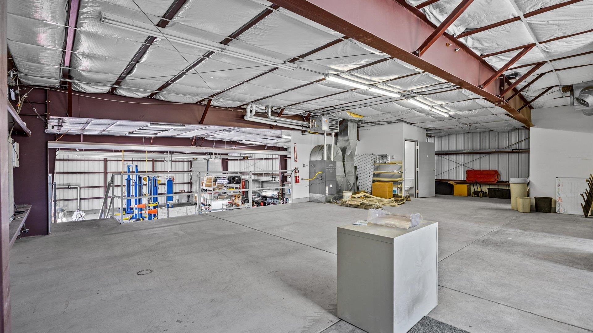 221 Highway 6&50 Unit: Mezzanine