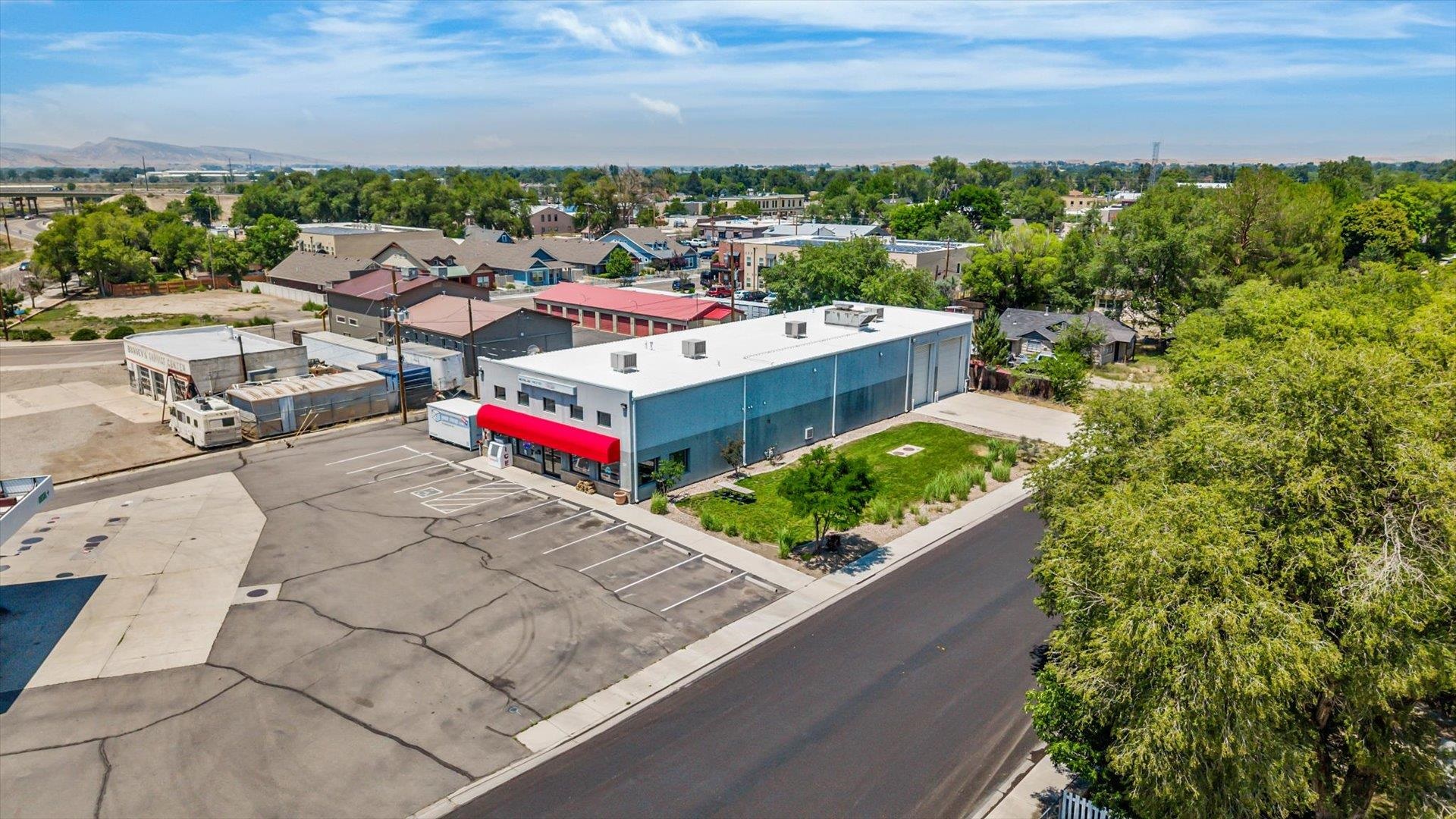 221 Highway 6&50 Unit: Warehouse