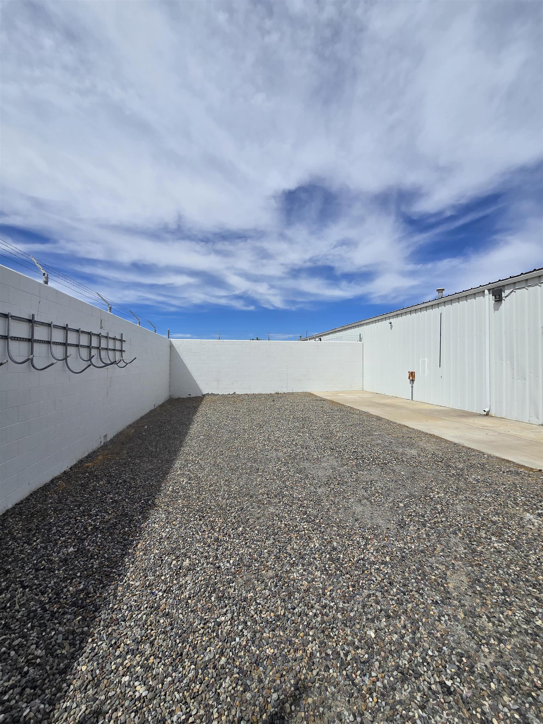 2375 Leland Avenue Unit: Yard