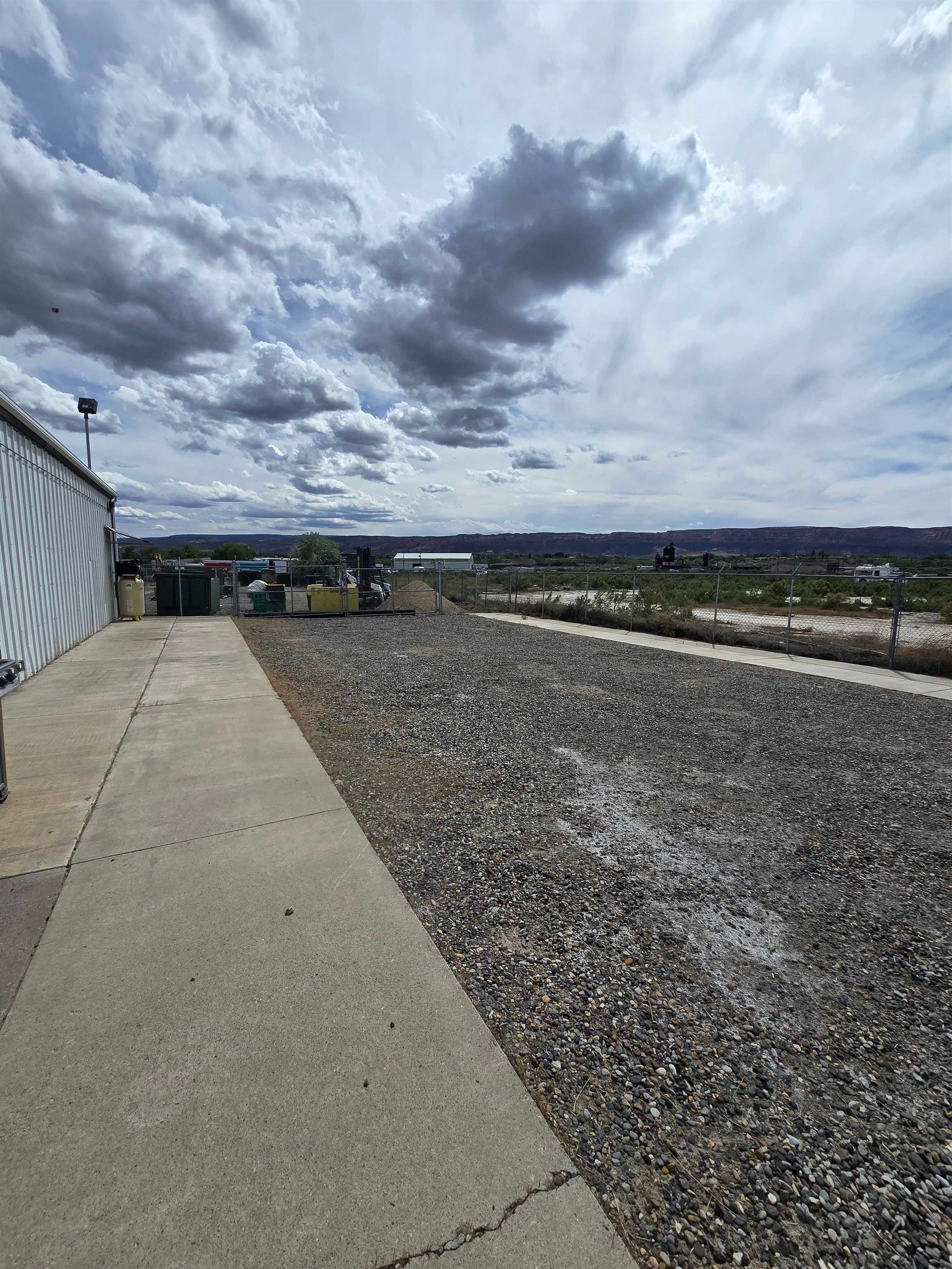 2375 Leland Avenue Unit: Yard