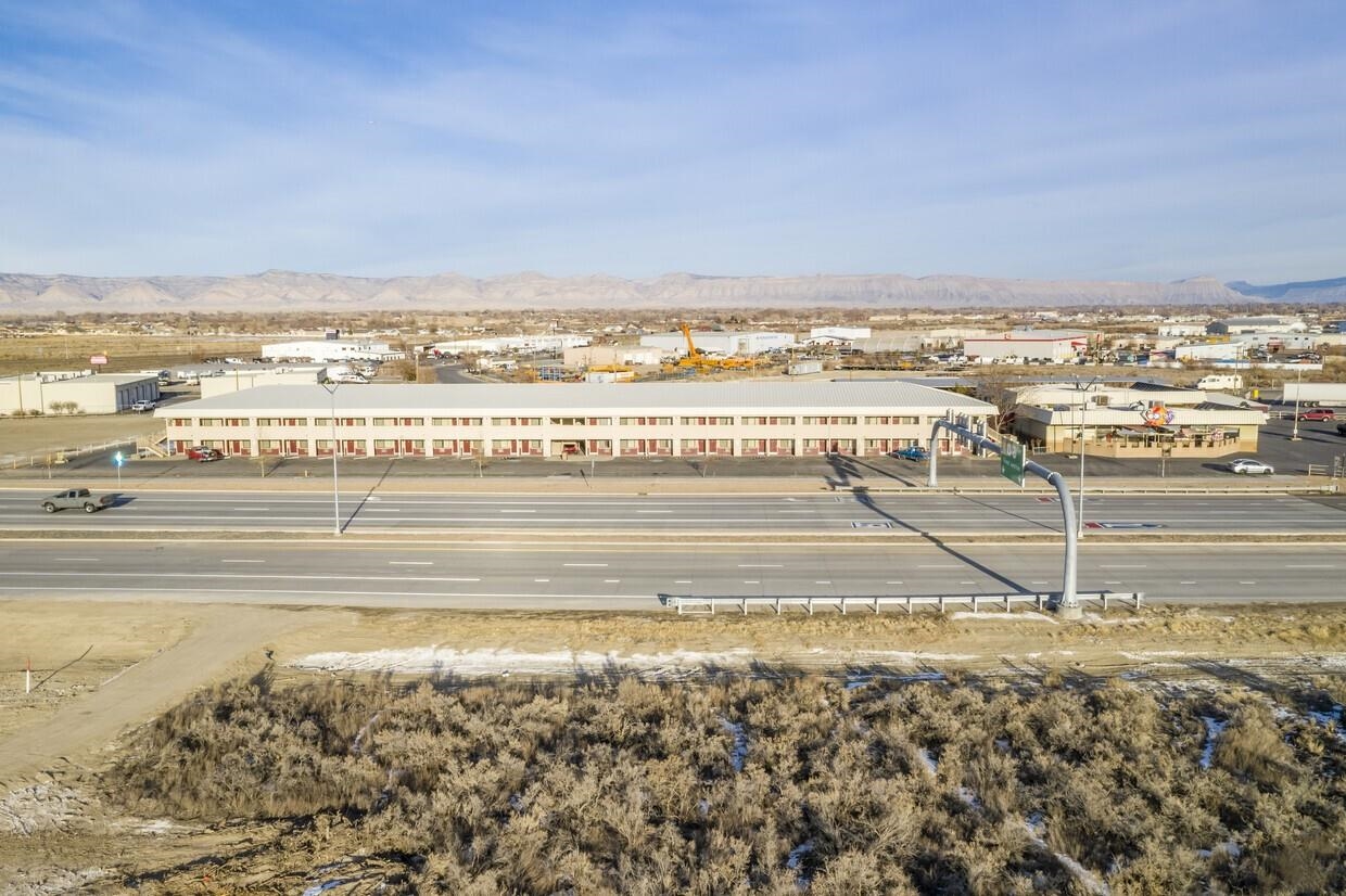2210 Highway 6&50 Unit: 206