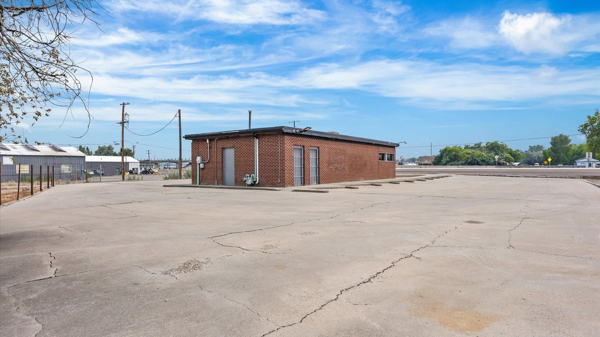 2720 Highway 50