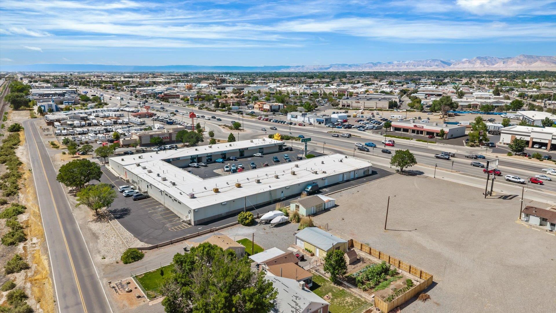 2493 Highway 6&50 Unit: 5&6