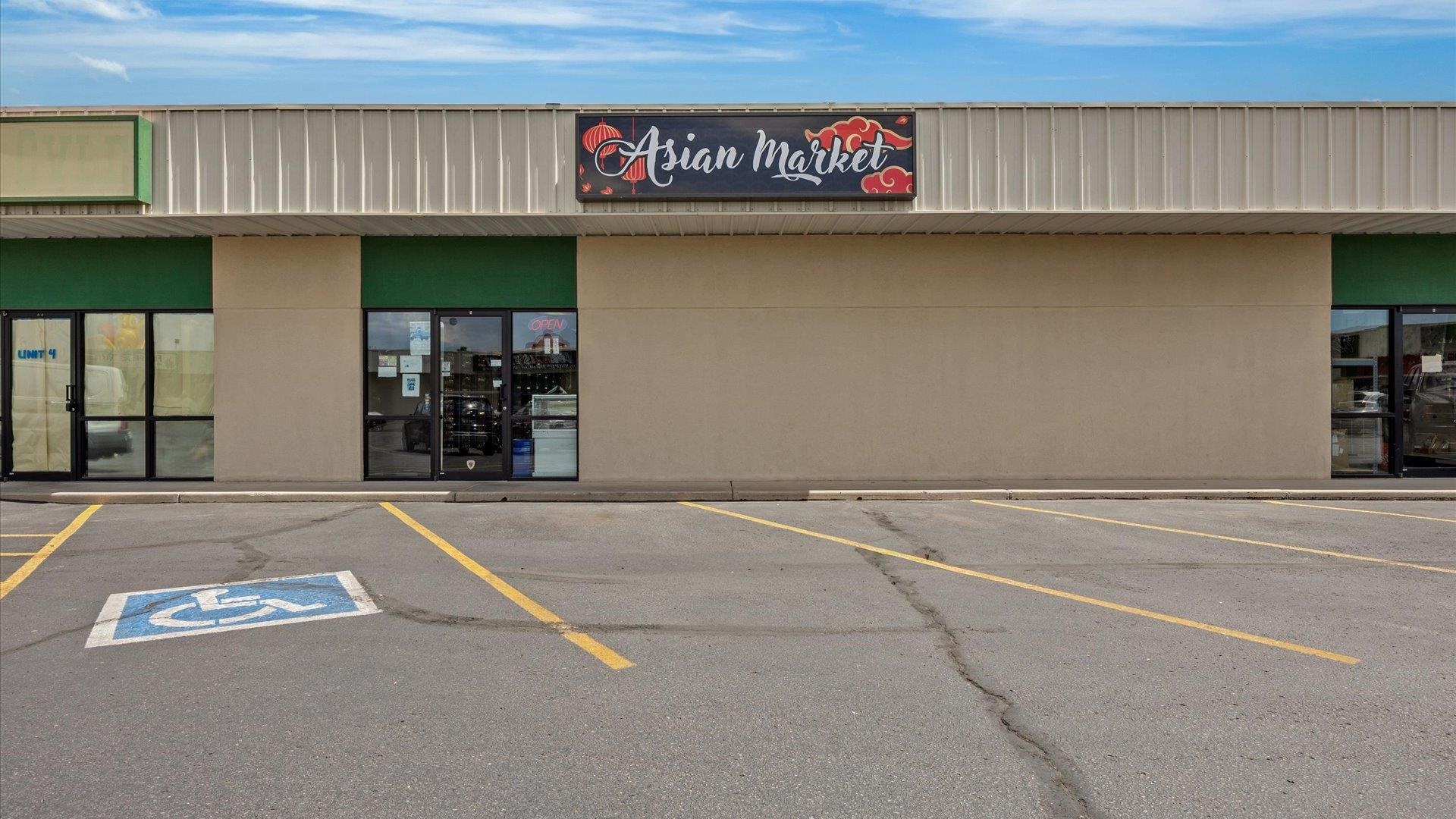 2493 Highway 6&50 Unit: 5&6