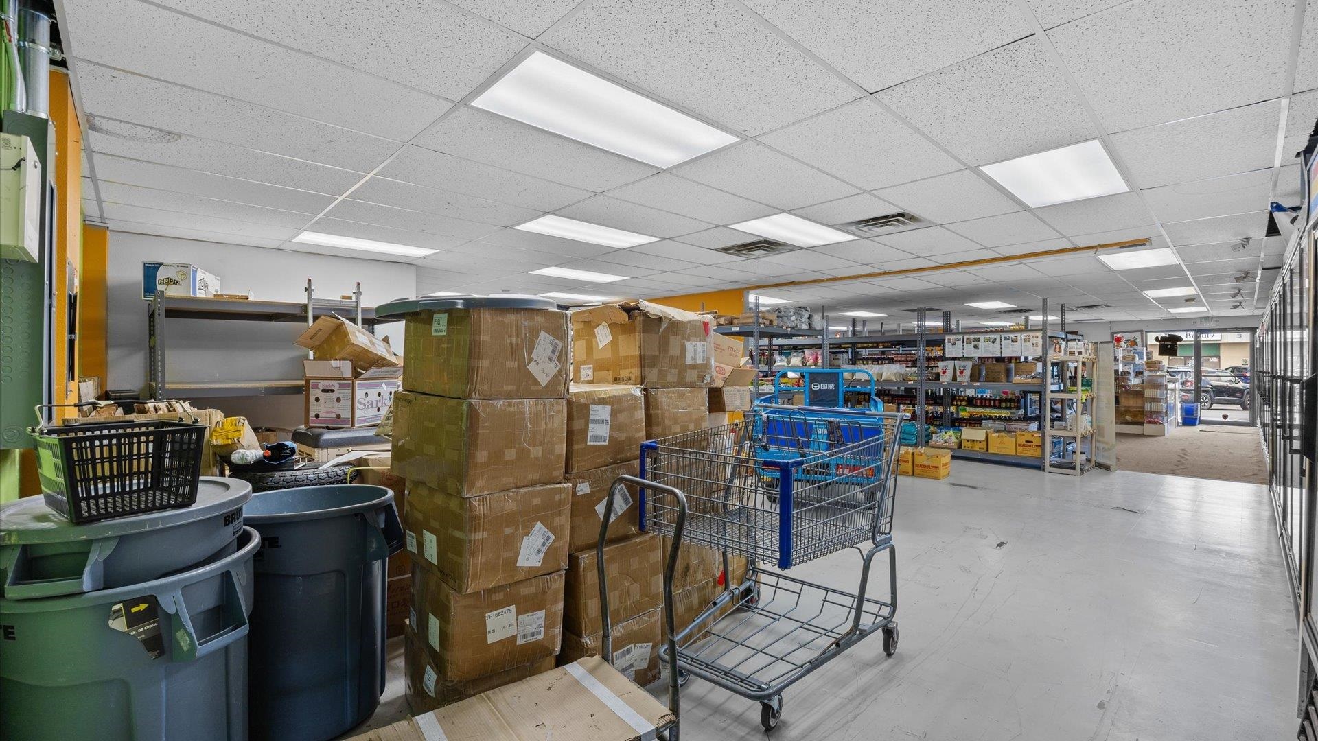 2493 Highway 6&50 Unit: 5&6