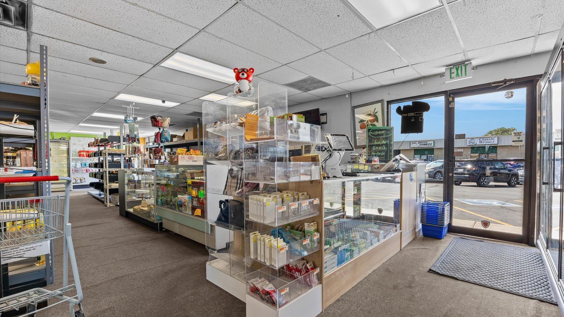 2493 Highway 6&50 Unit: 5&6