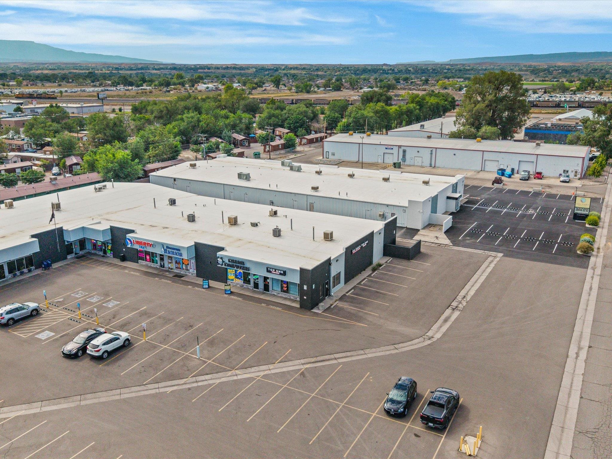 2923 North Avenue Unit: 8B